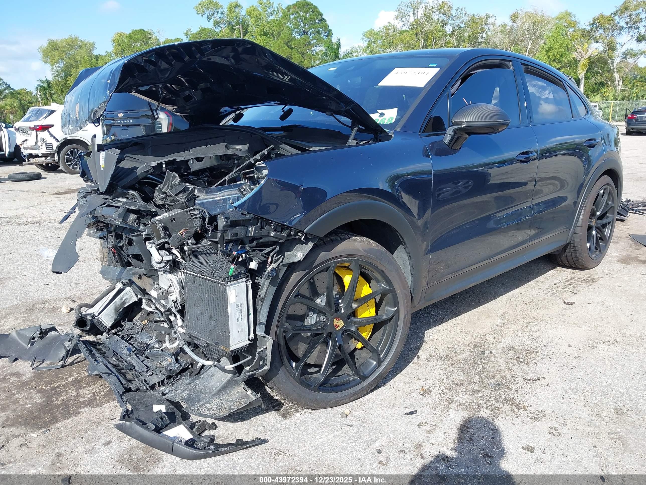 PORSCHE CAYENNE image 2