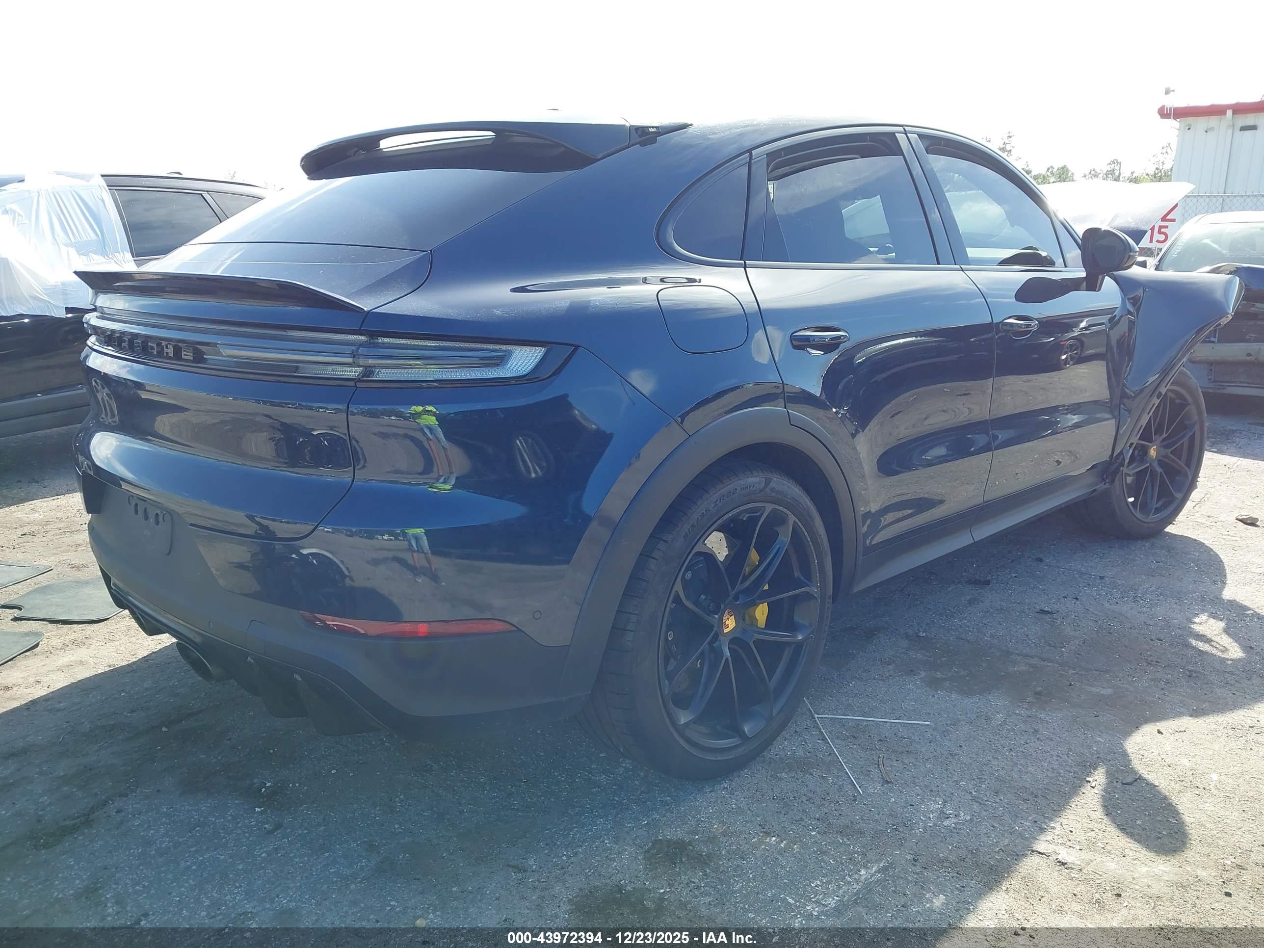 PORSCHE CAYENNE image 4