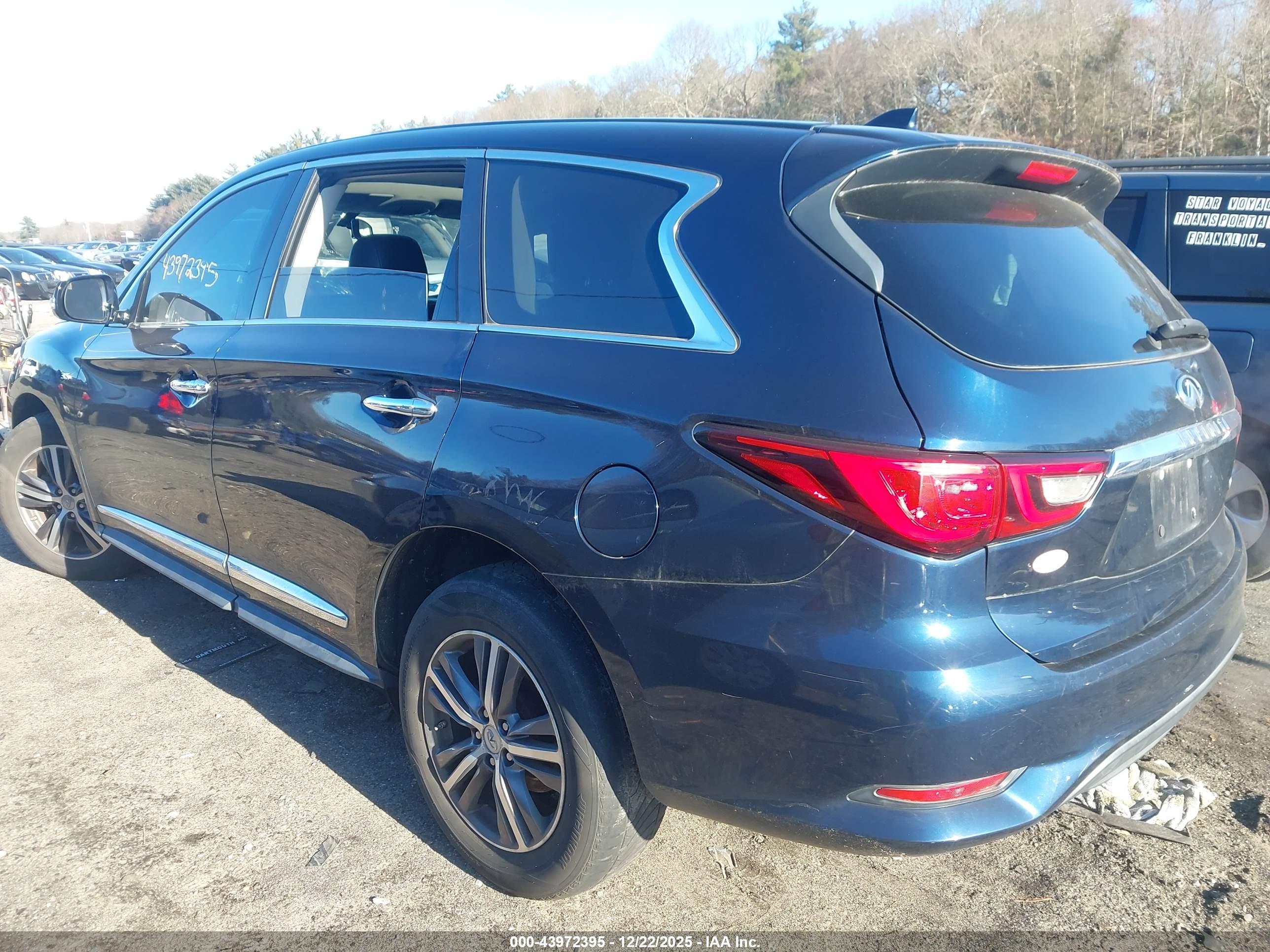 INFINITI QX60 image 3