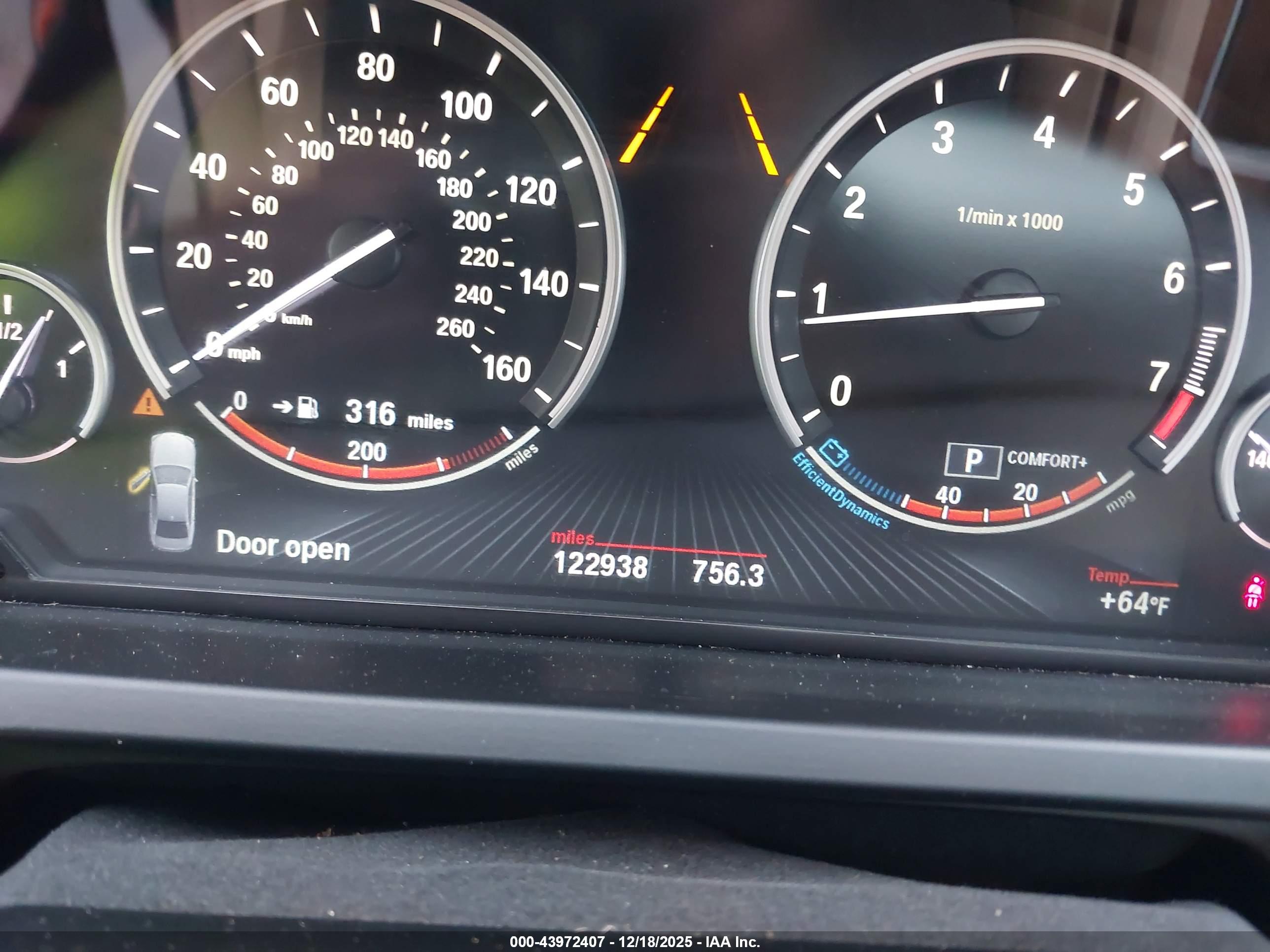 BMW 750LI image 7