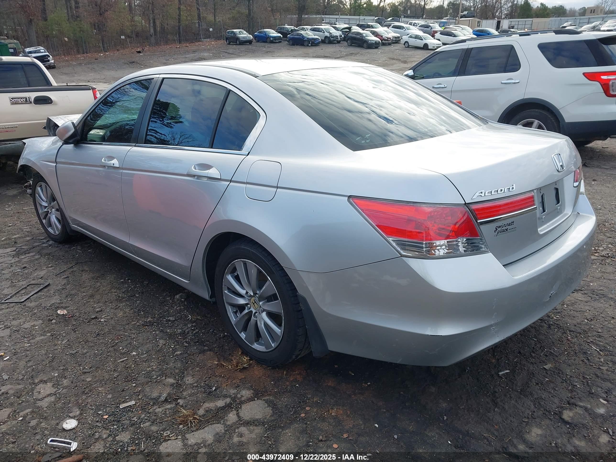 HONDA ACCORD image 3