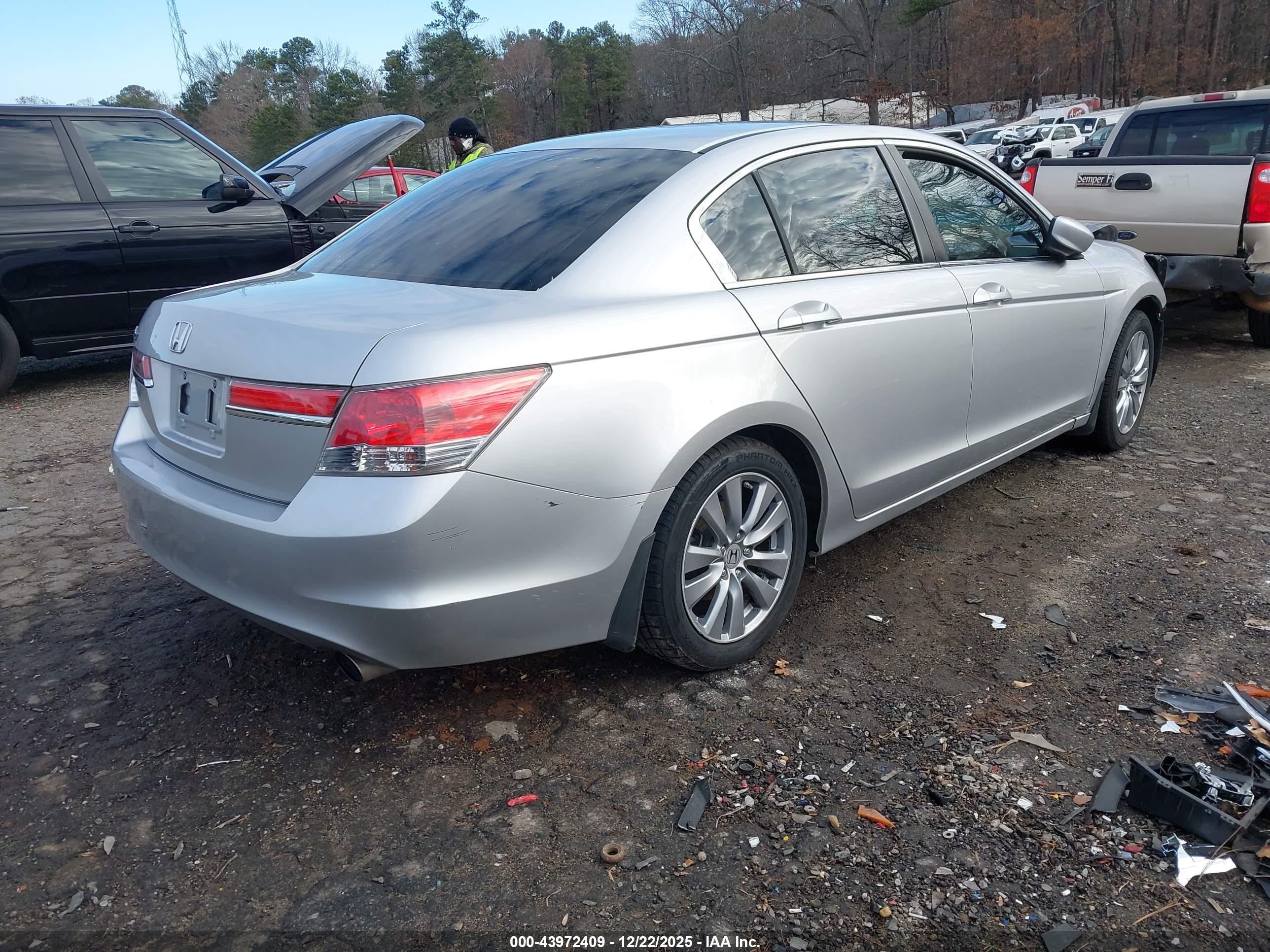 HONDA ACCORD image 4