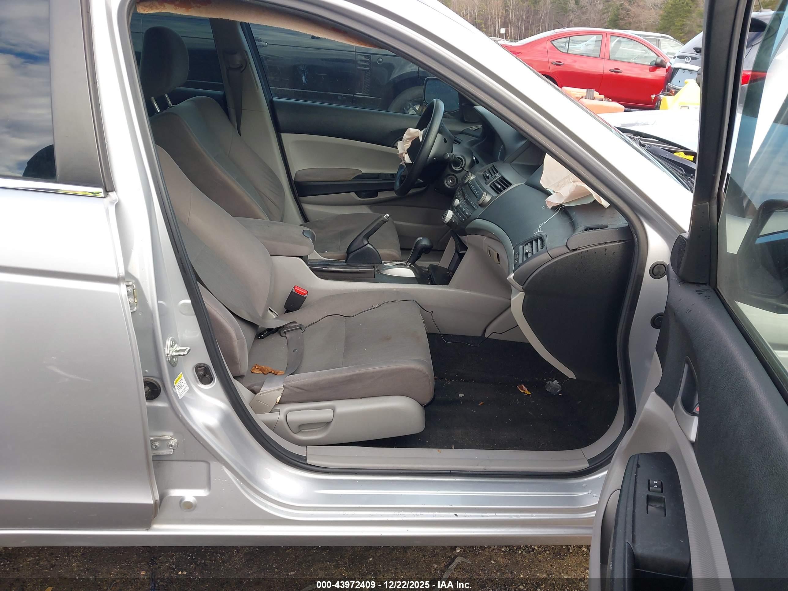 HONDA ACCORD image 5