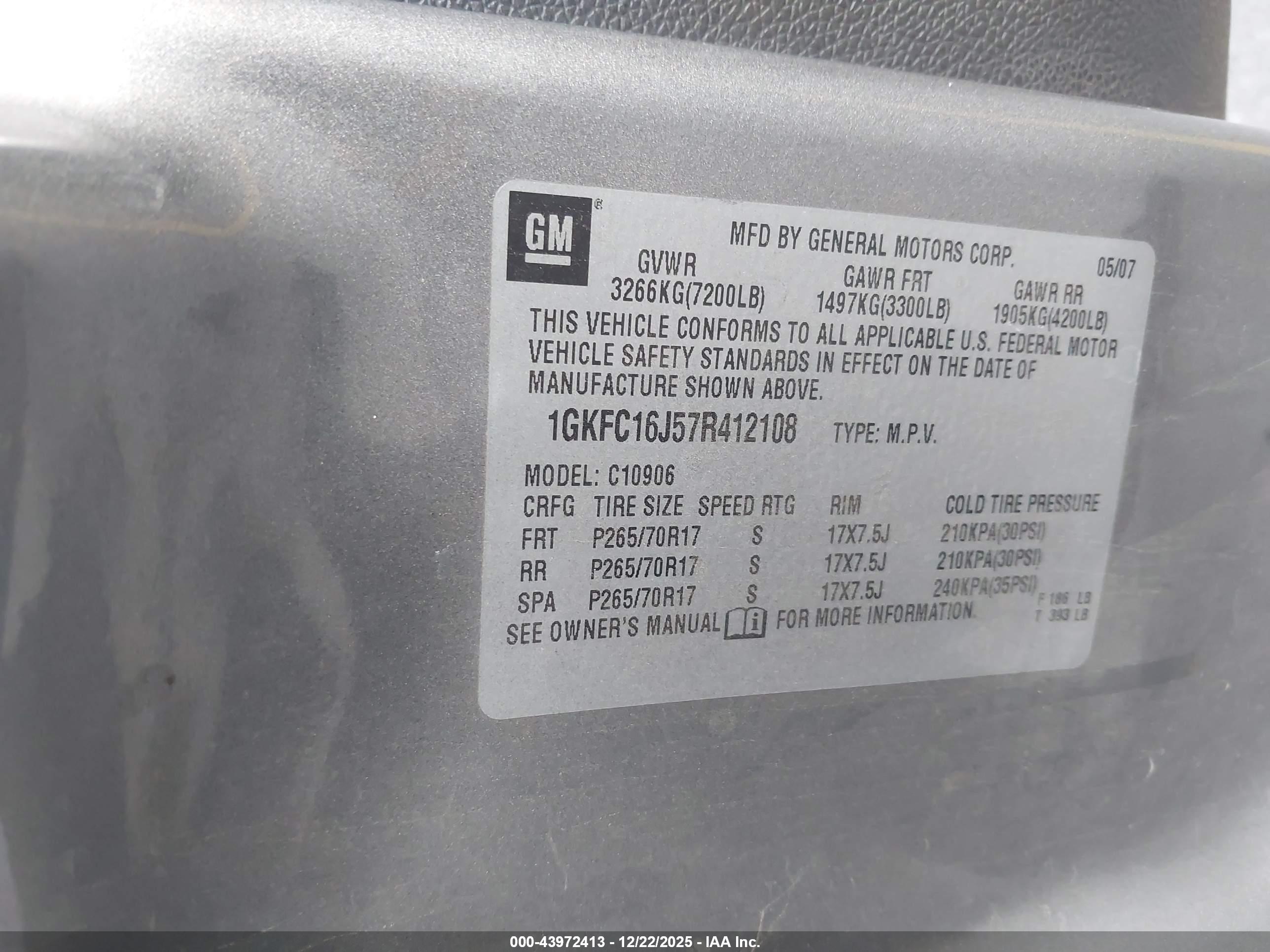 GMC YUKON image 9