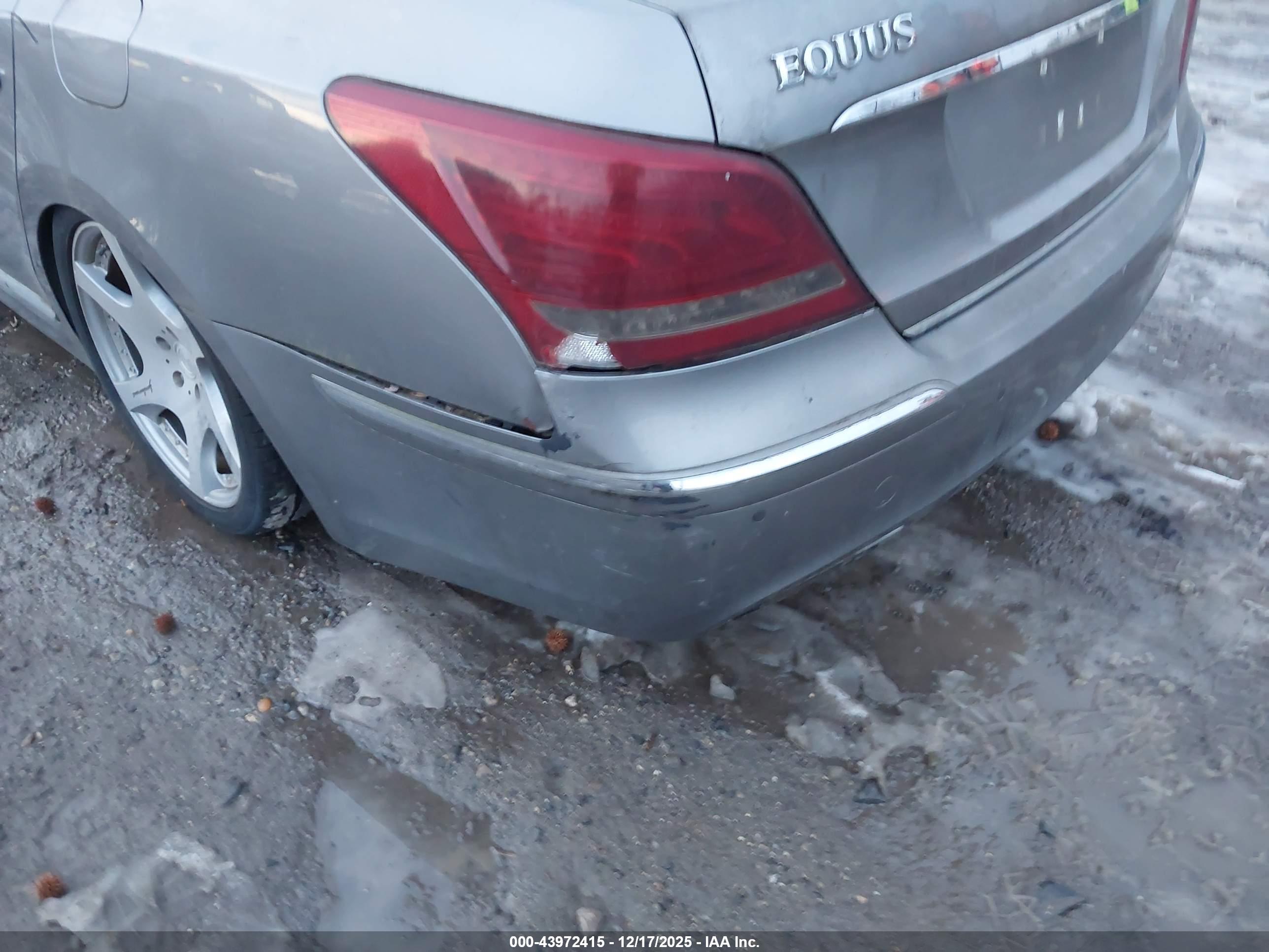 HYUNDAI EQUUS image 6