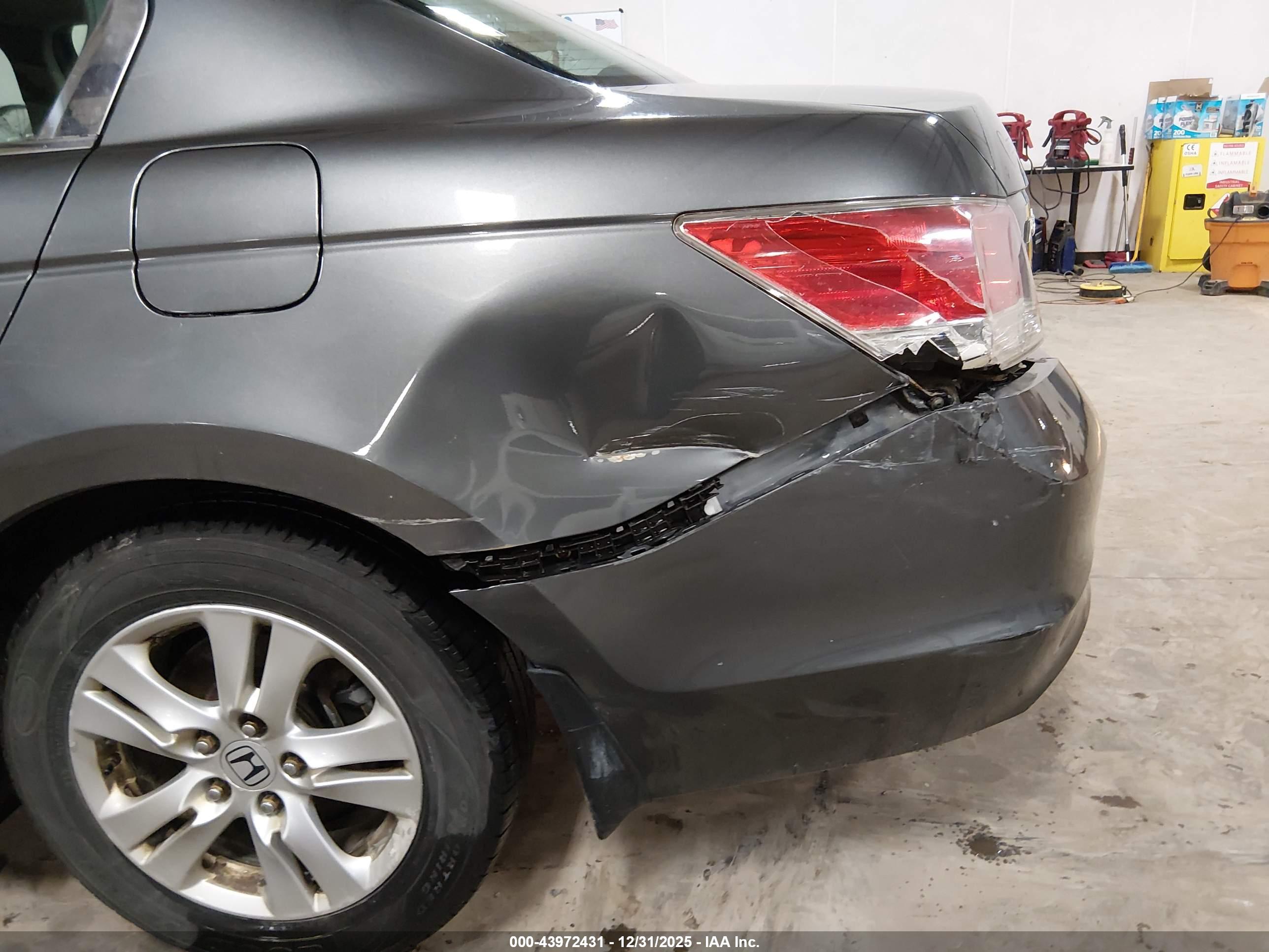 HONDA ACCORD image 6