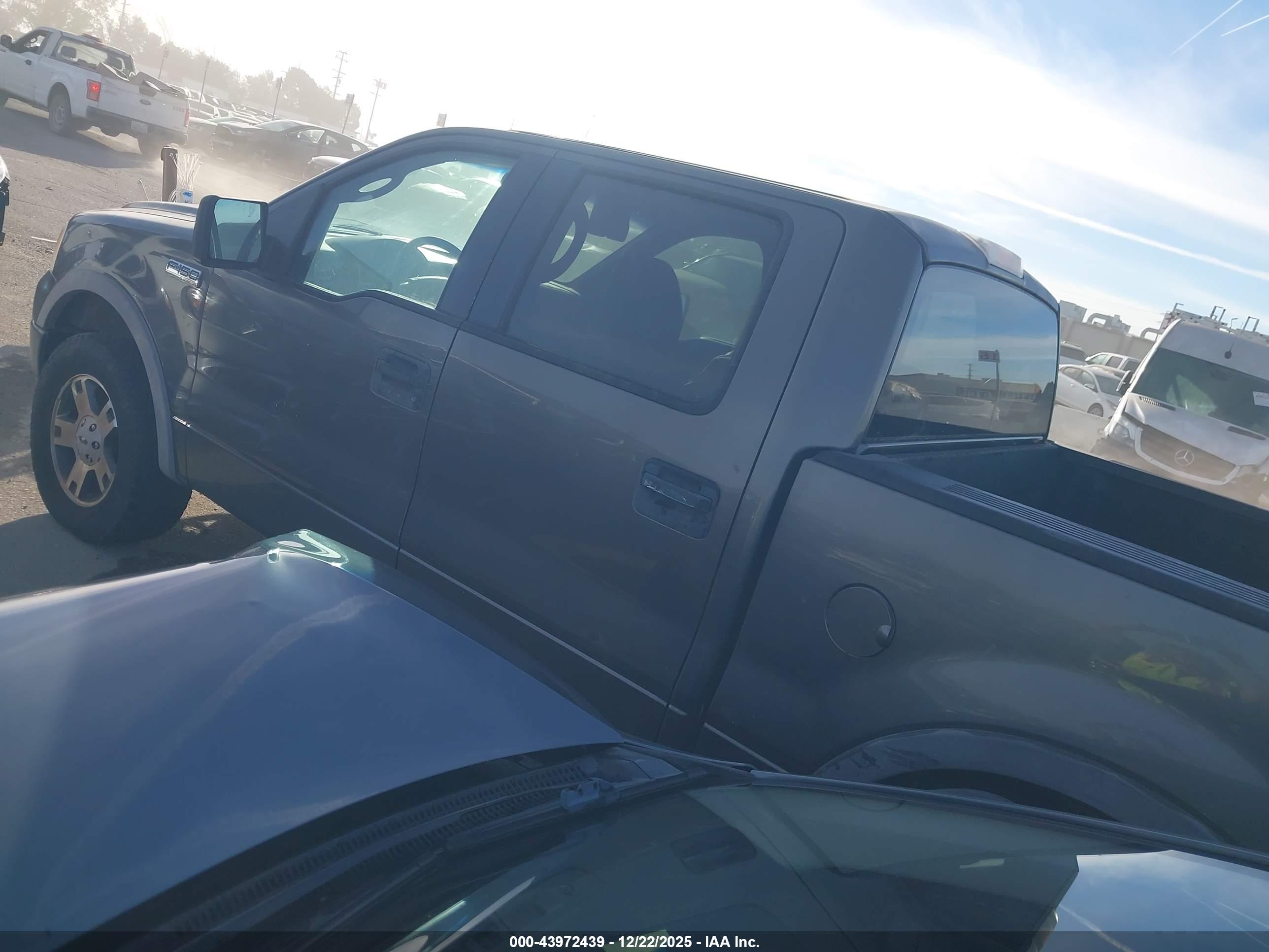 FORD F-150 image 3