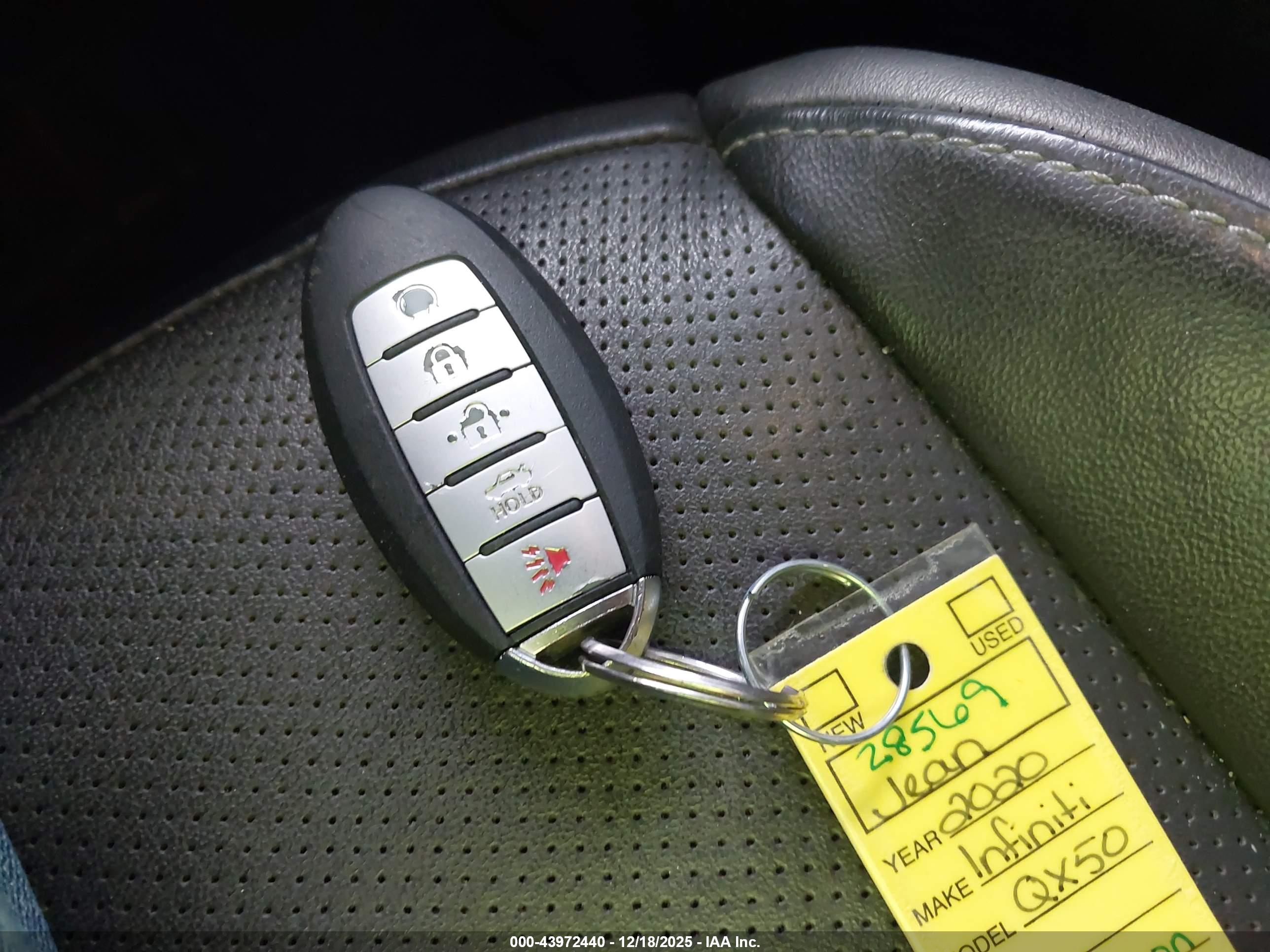 INFINITI QX50 image 11