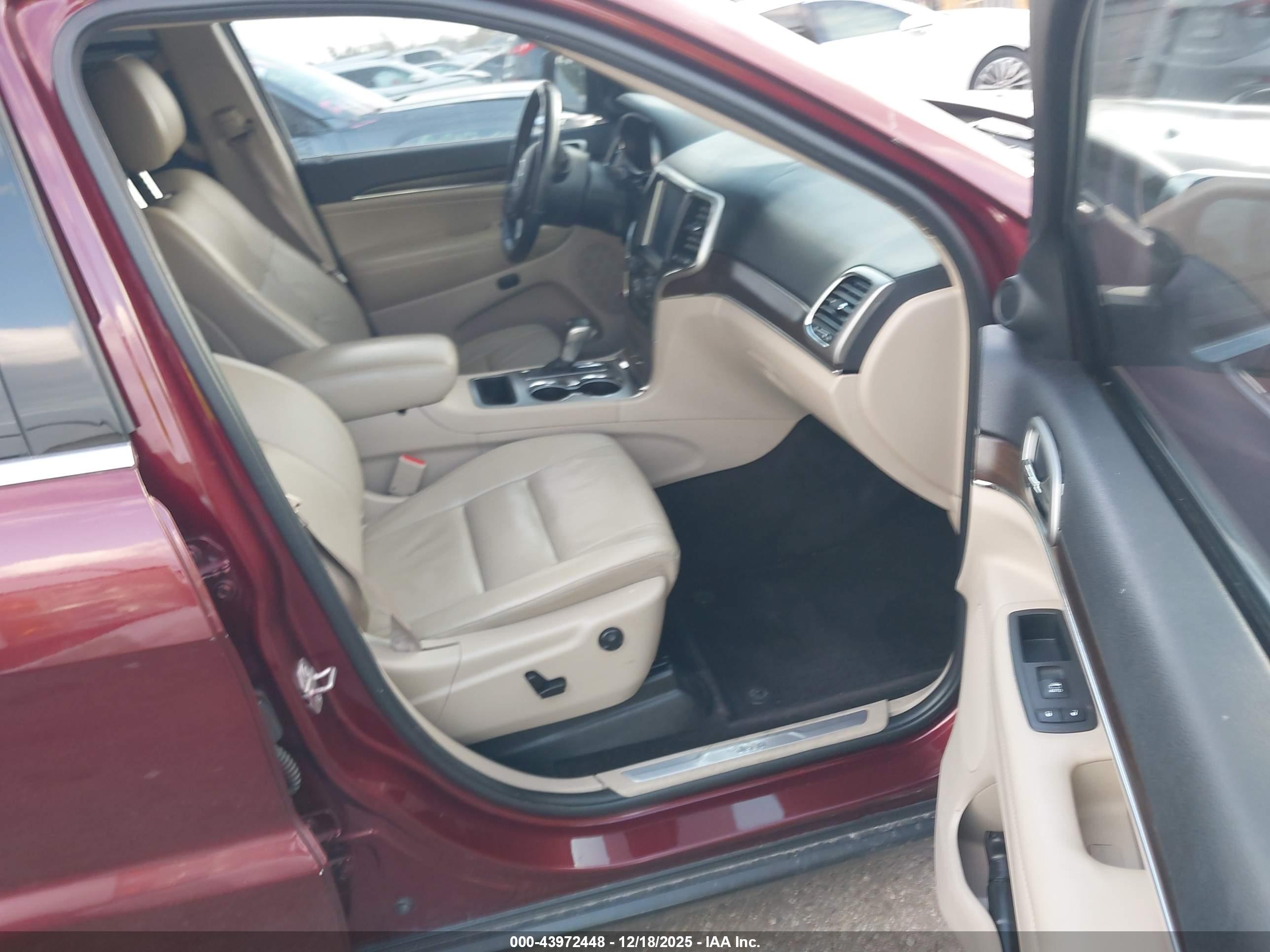 JEEP GRAND image 5