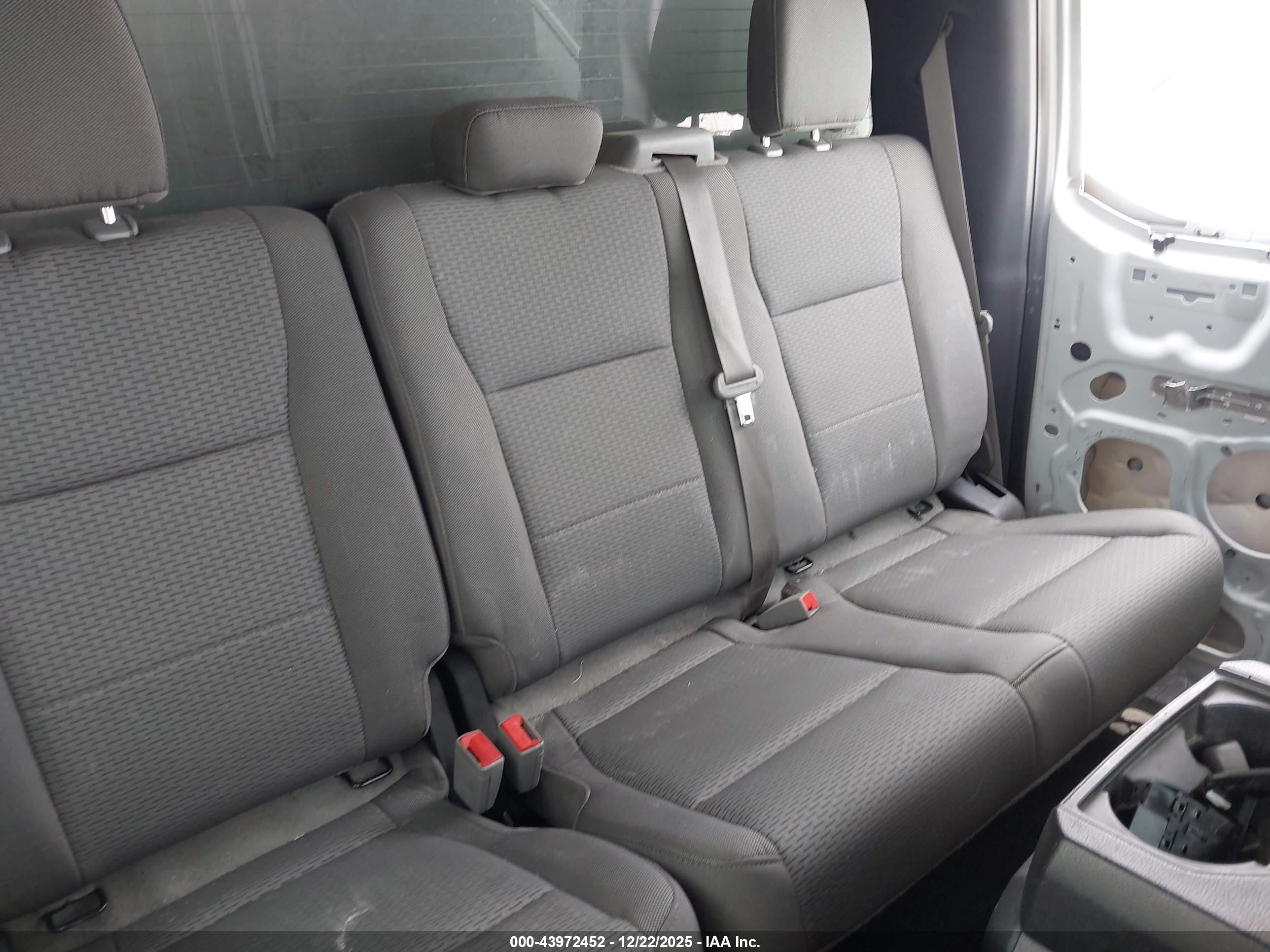 FORD F-150 image 8