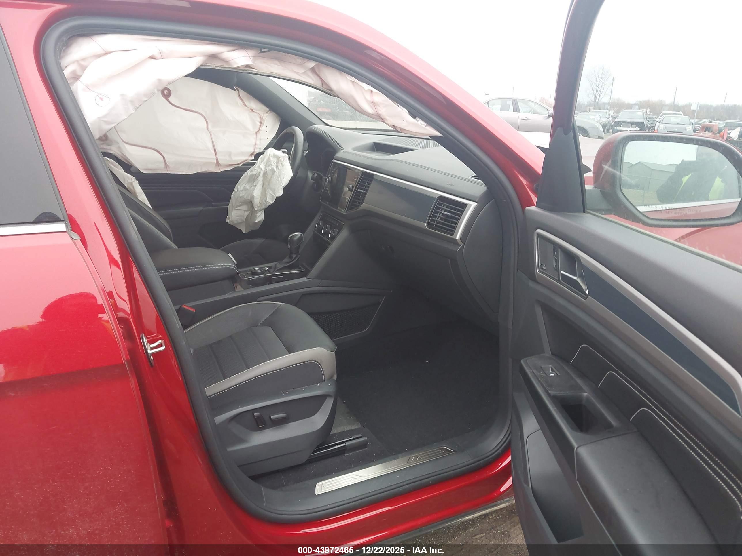 VOLKSWAGEN ATLAS image 5