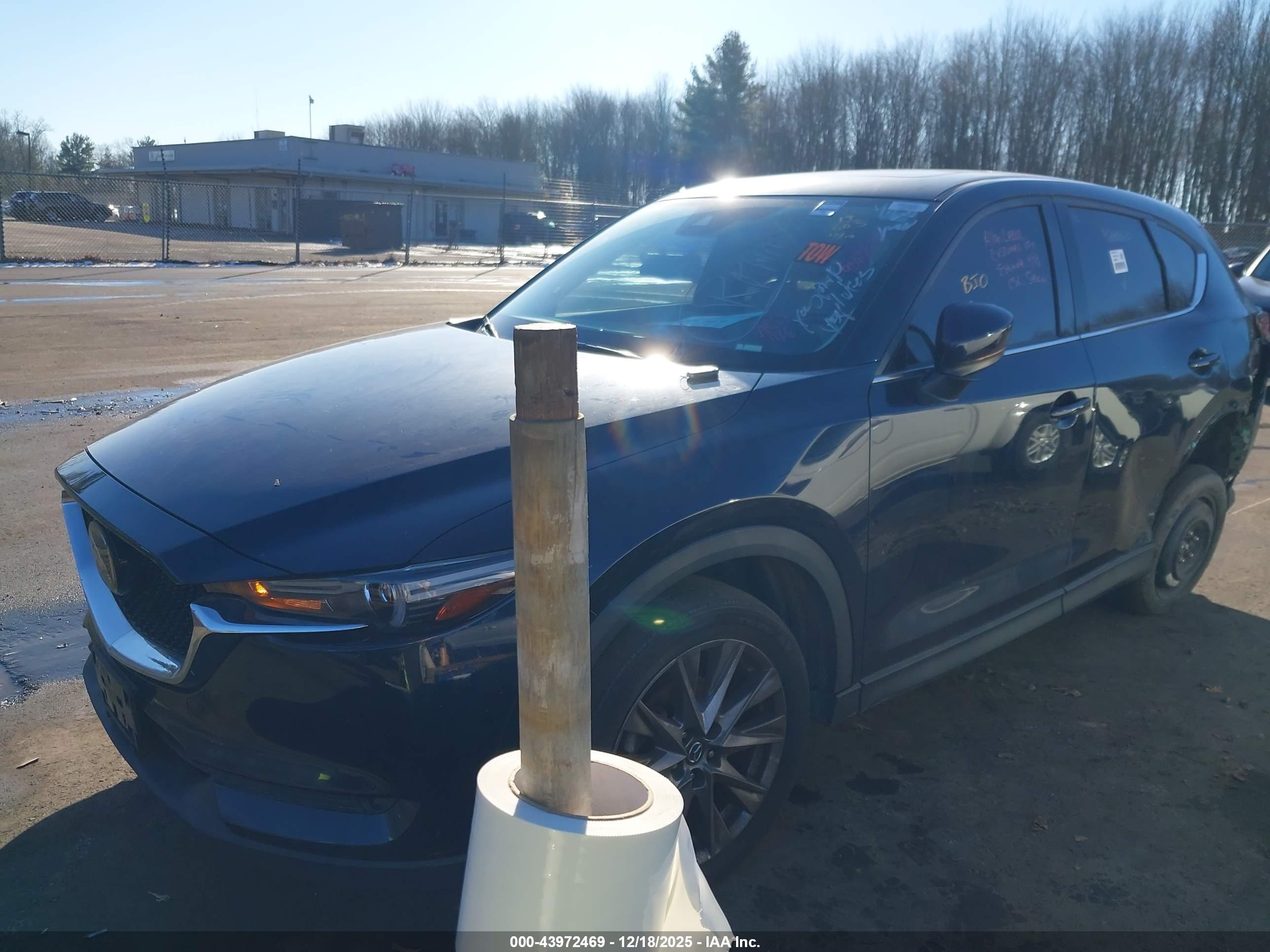 MAZDA CX-5 image 2