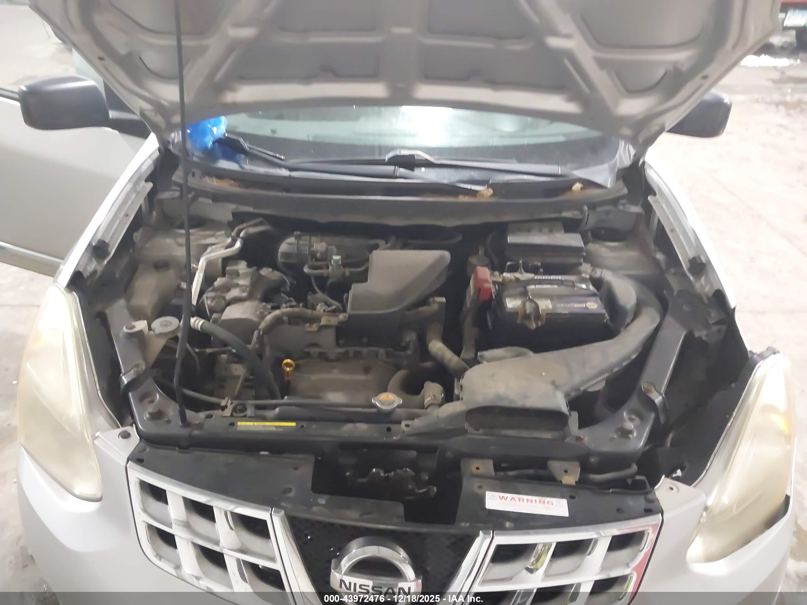 NISSAN ROGUE image 10