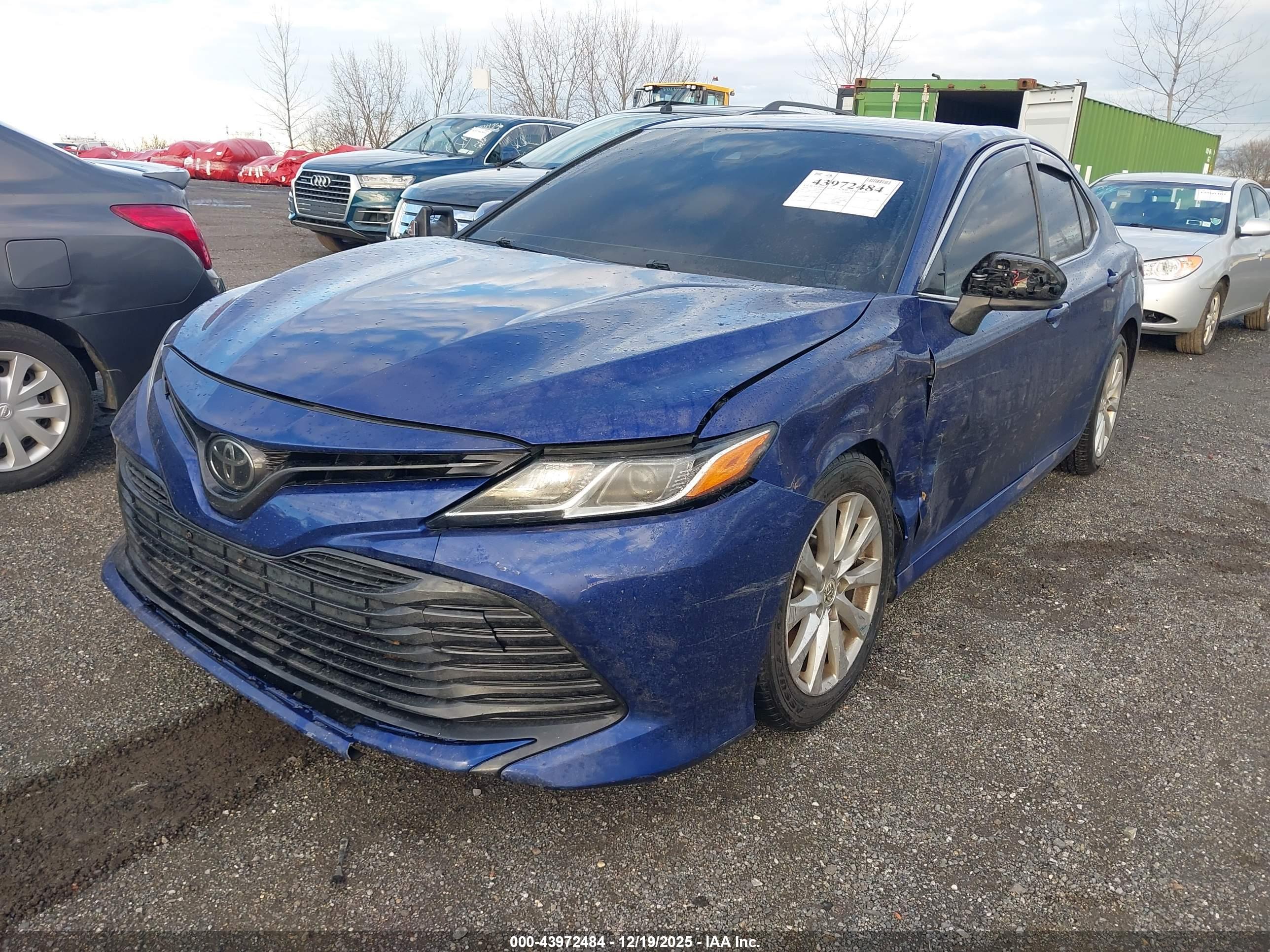 TOYOTA CAMRY image 6