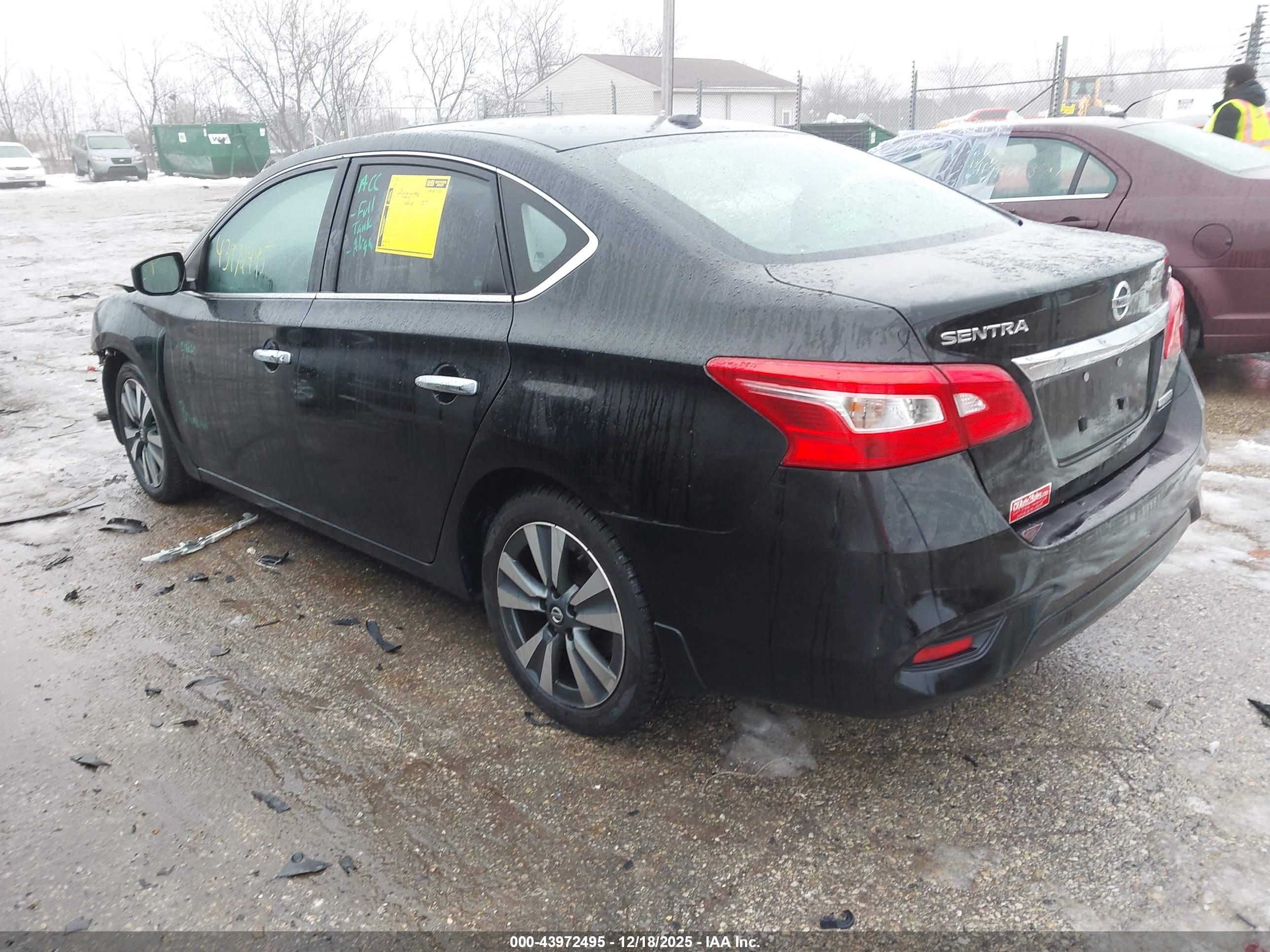 NISSAN SENTRA image 3