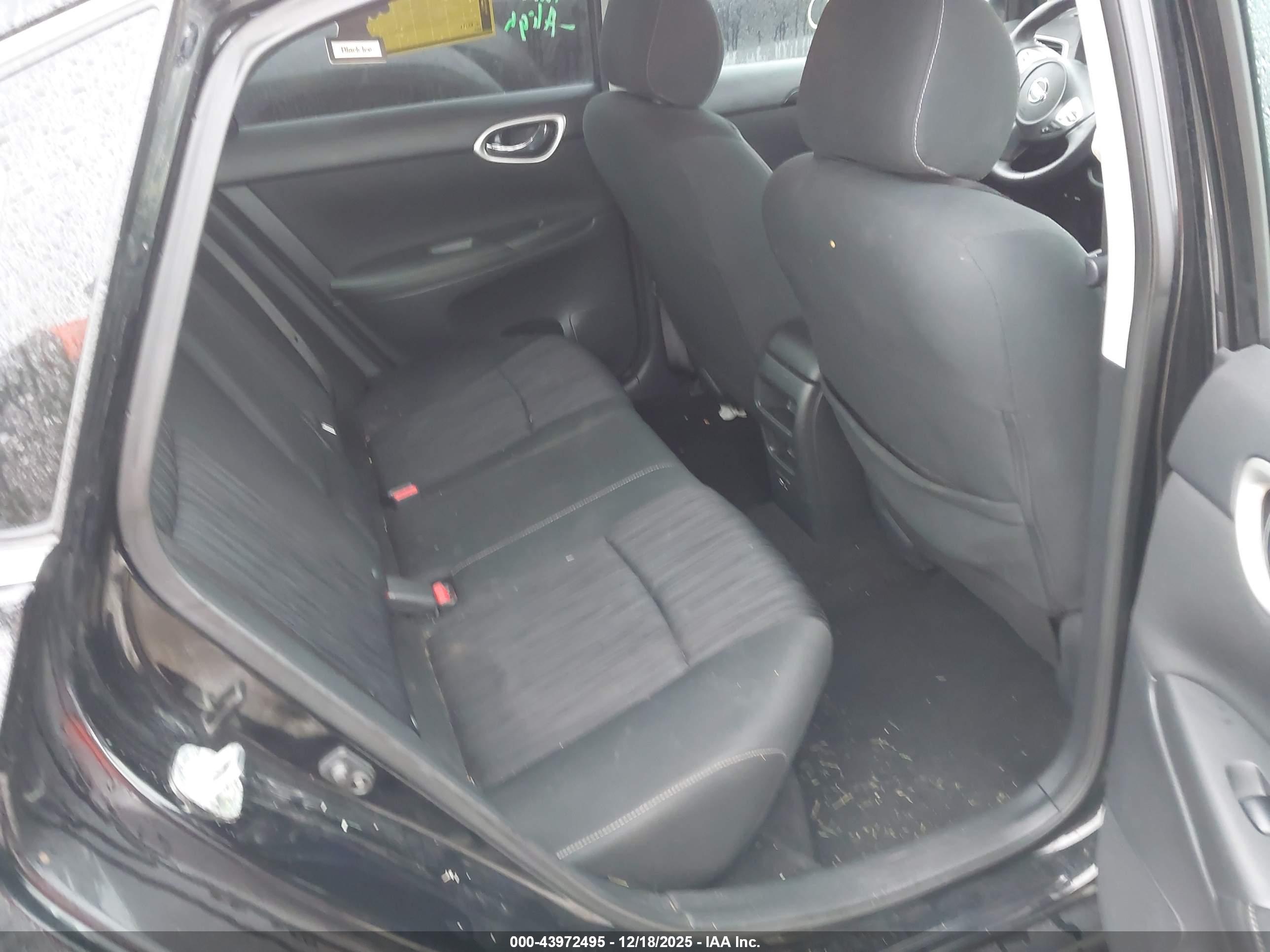 NISSAN SENTRA image 8