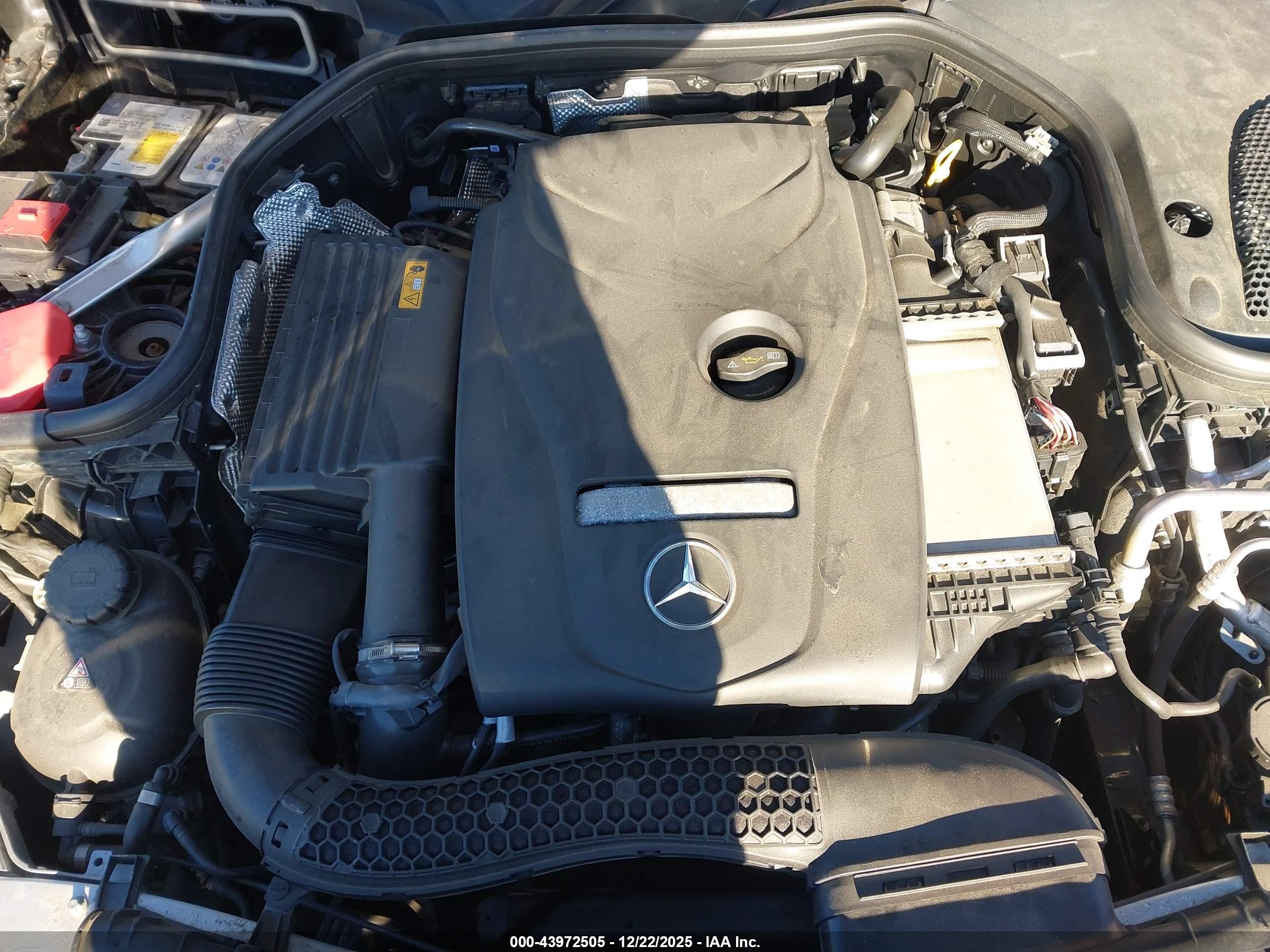 MERCEDES-BENZ E image 10