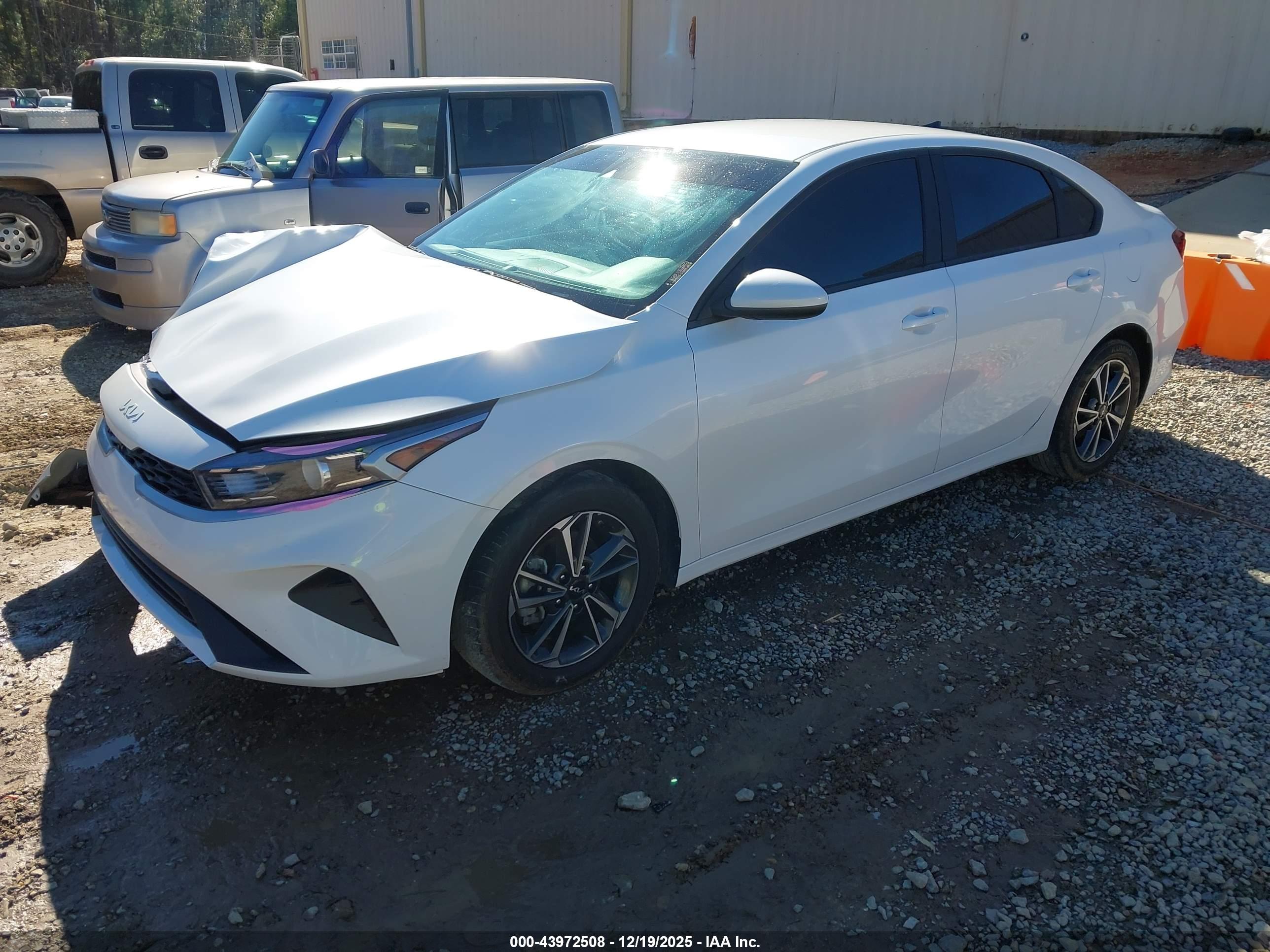 KIA FORTE image 2