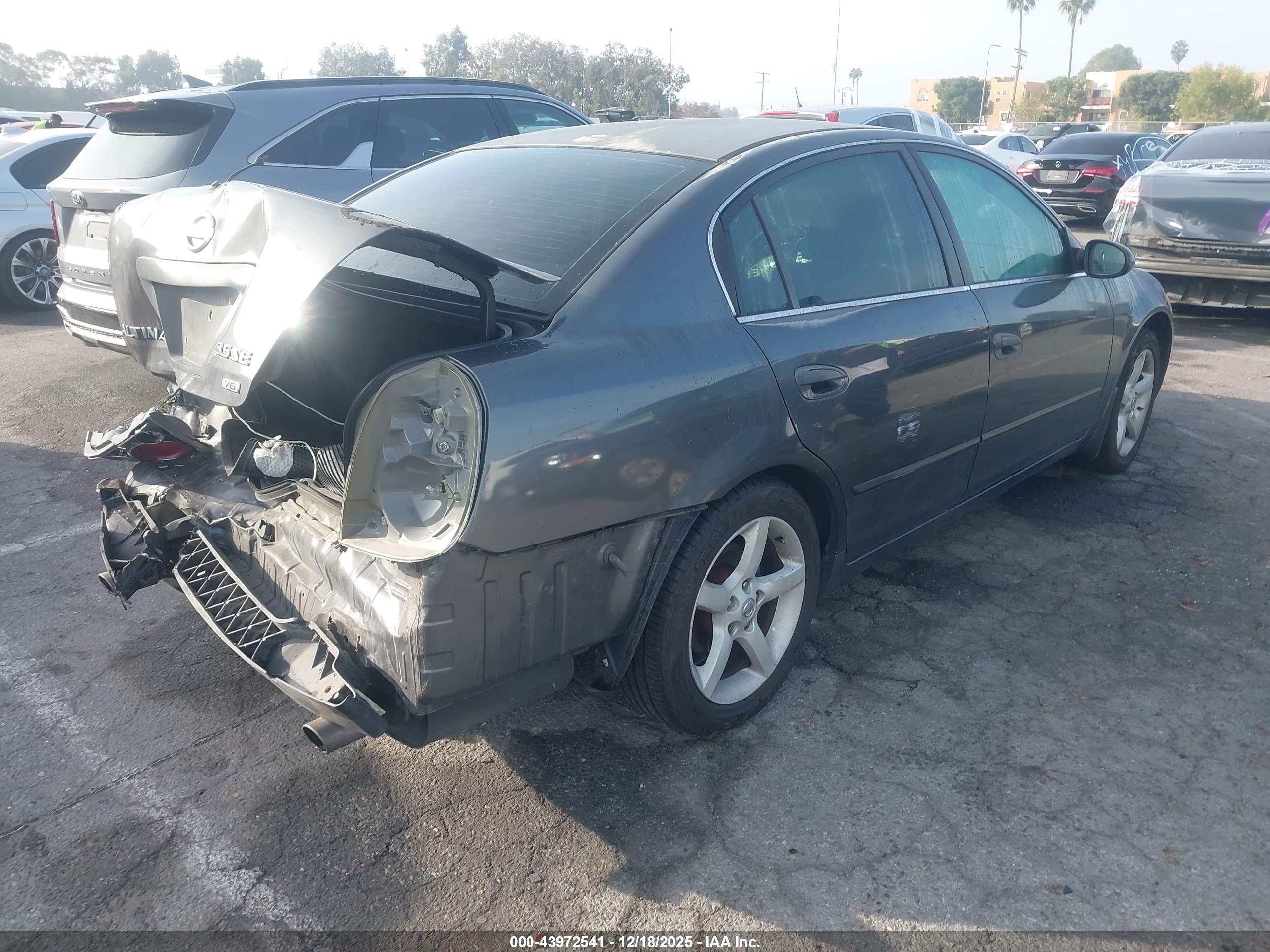 NISSAN ALTIMA image 4