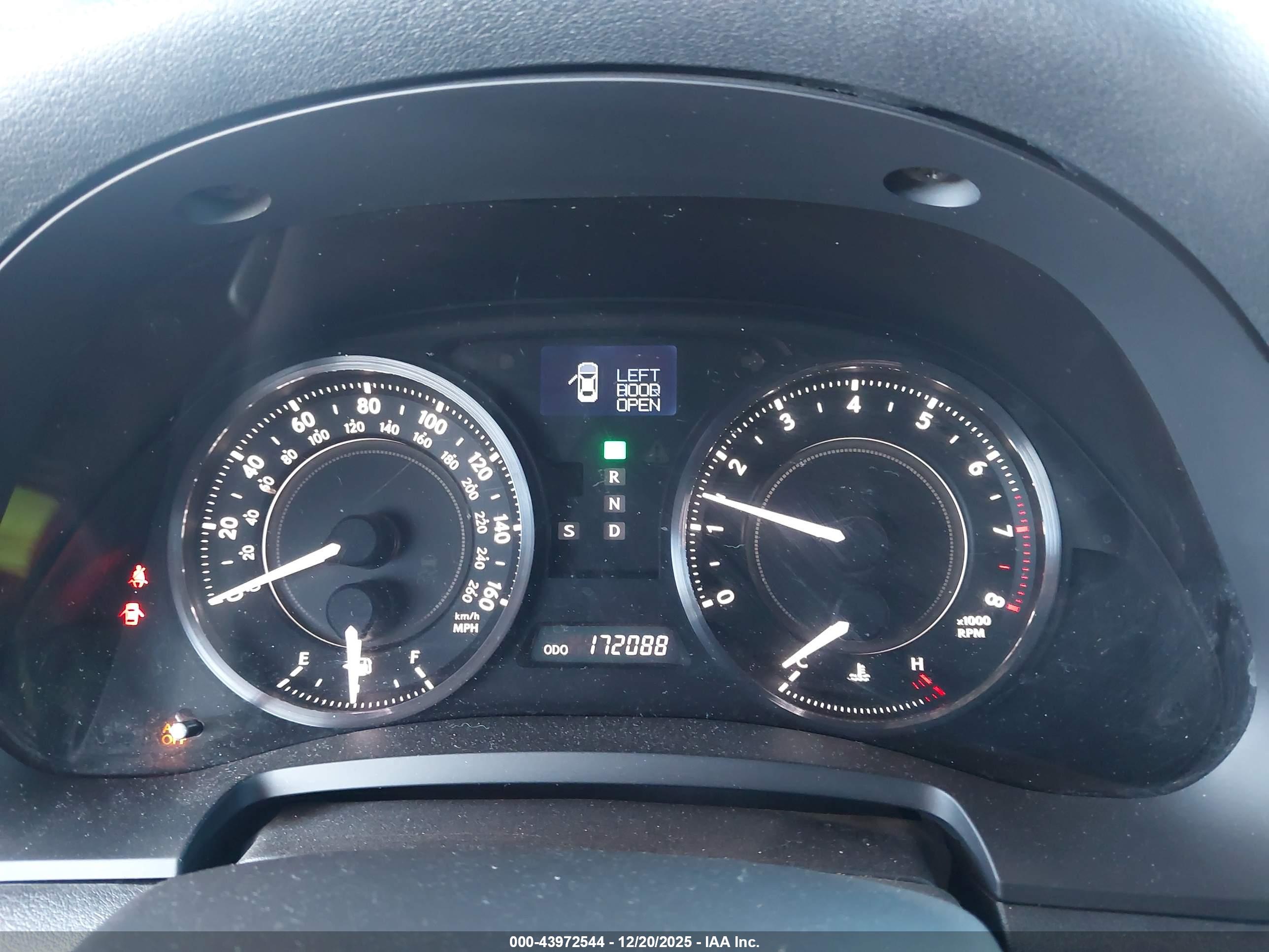 LEXUS IS image 7
