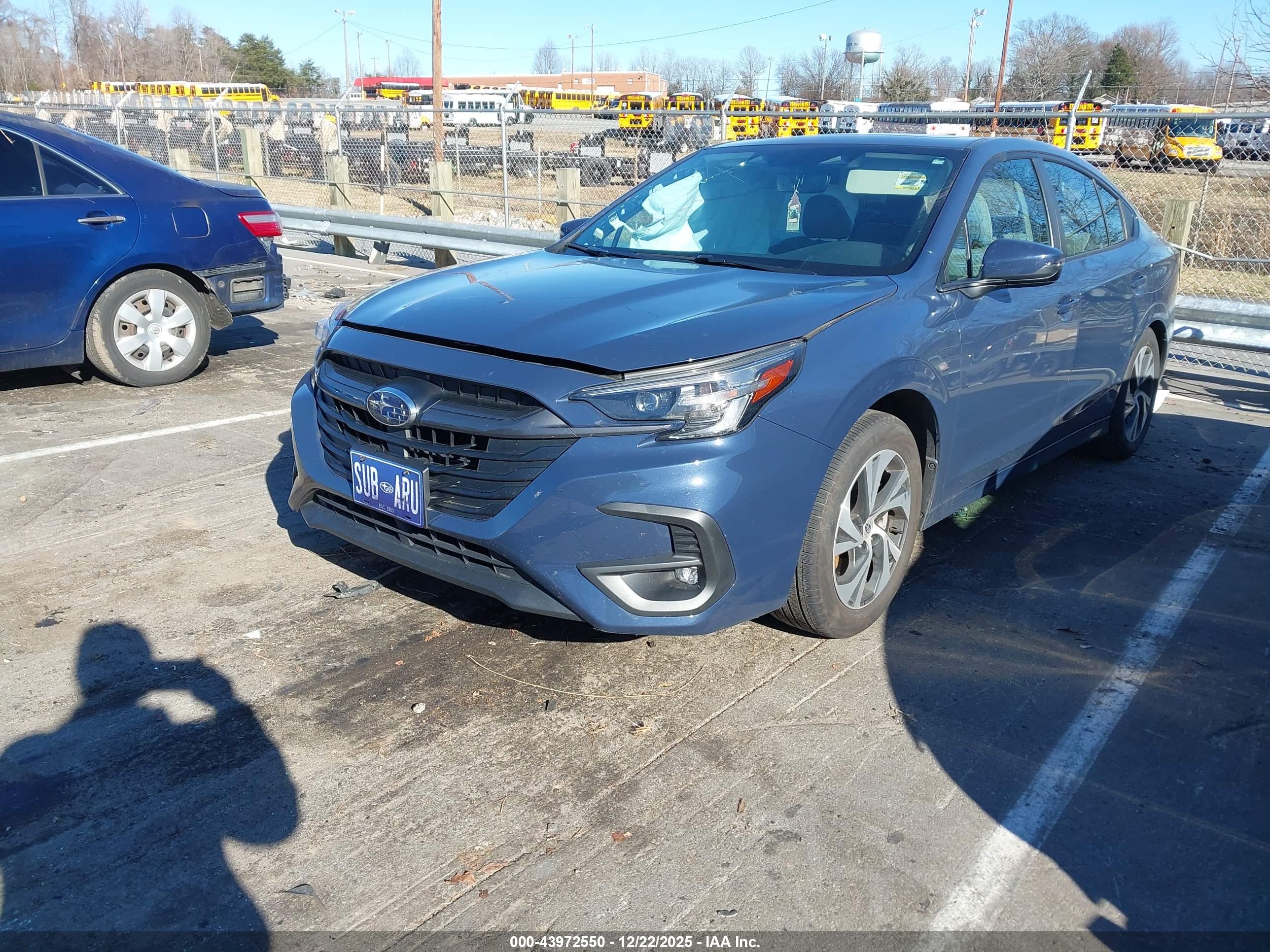SUBARU LEGACY image 2