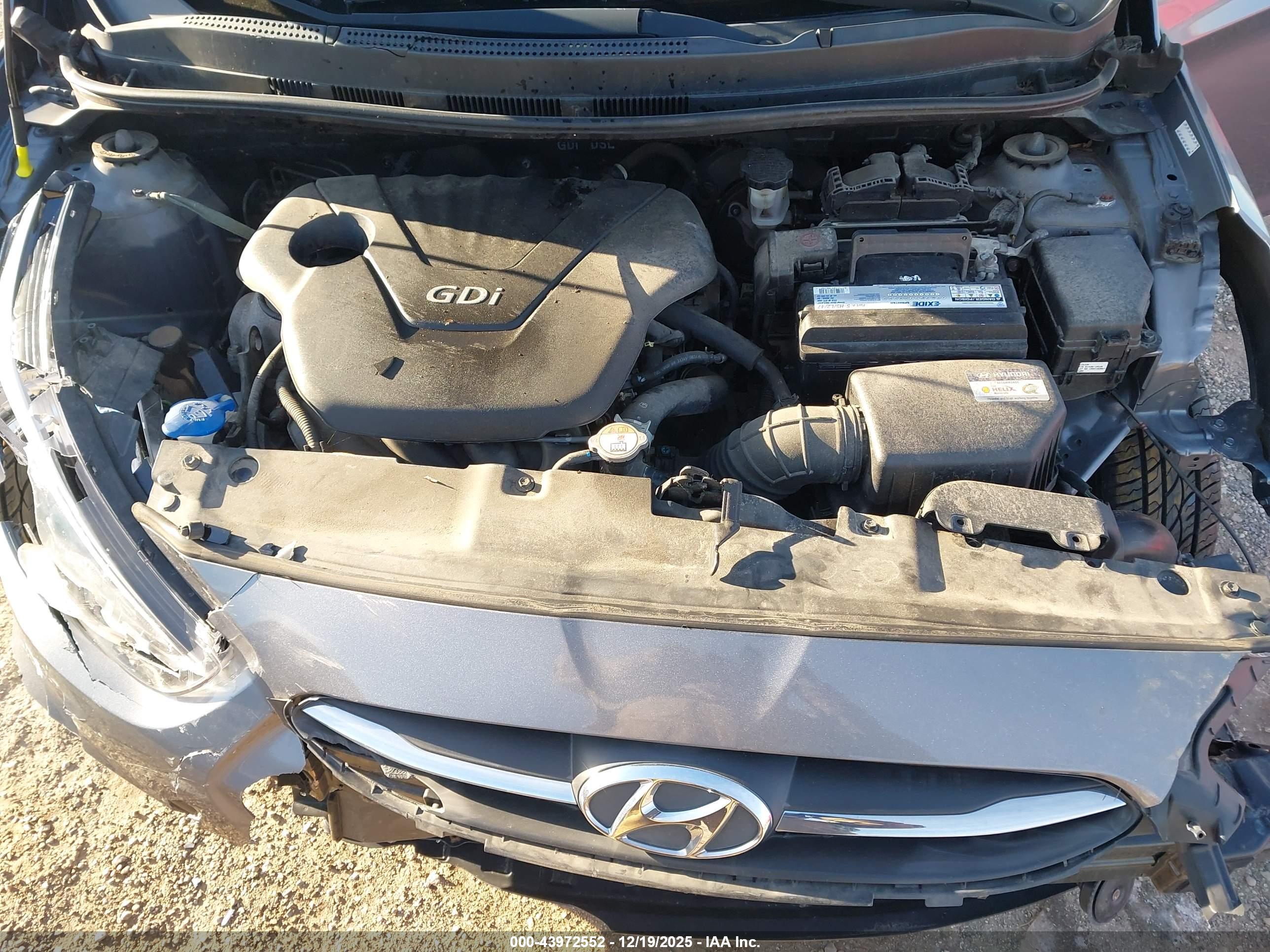 HYUNDAI ACCENT image 10