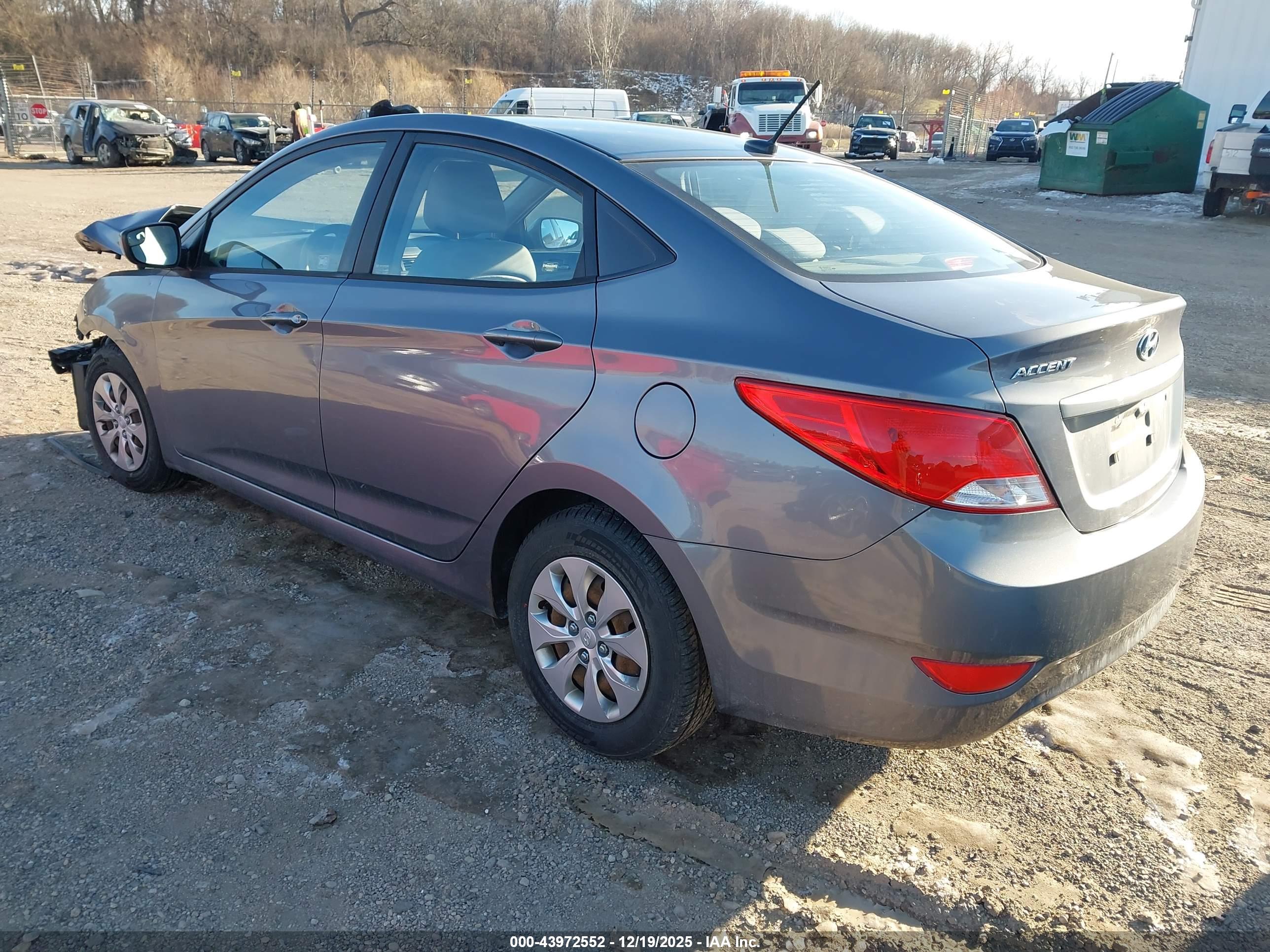 HYUNDAI ACCENT image 3