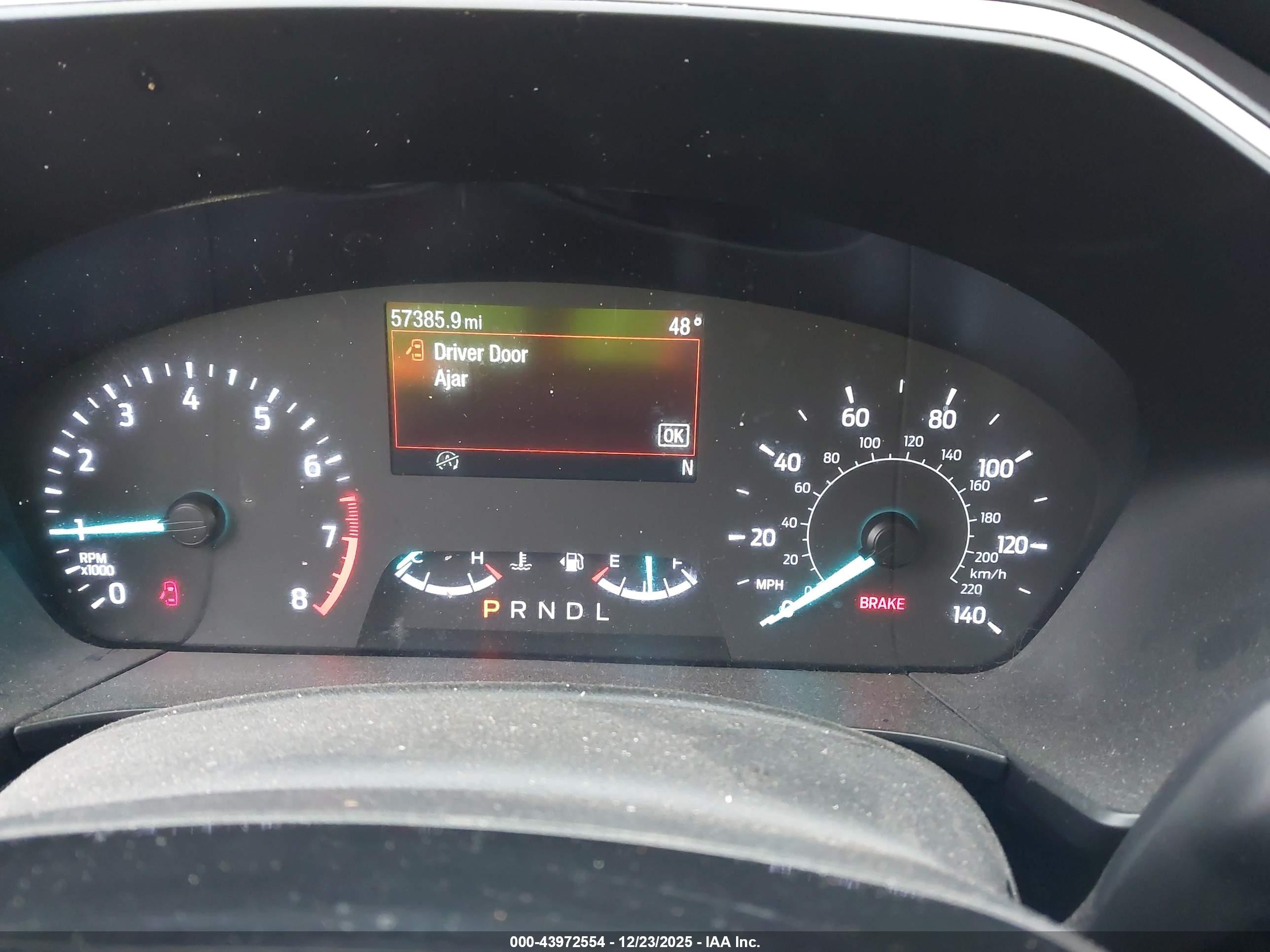FORD ESCAPE image 7