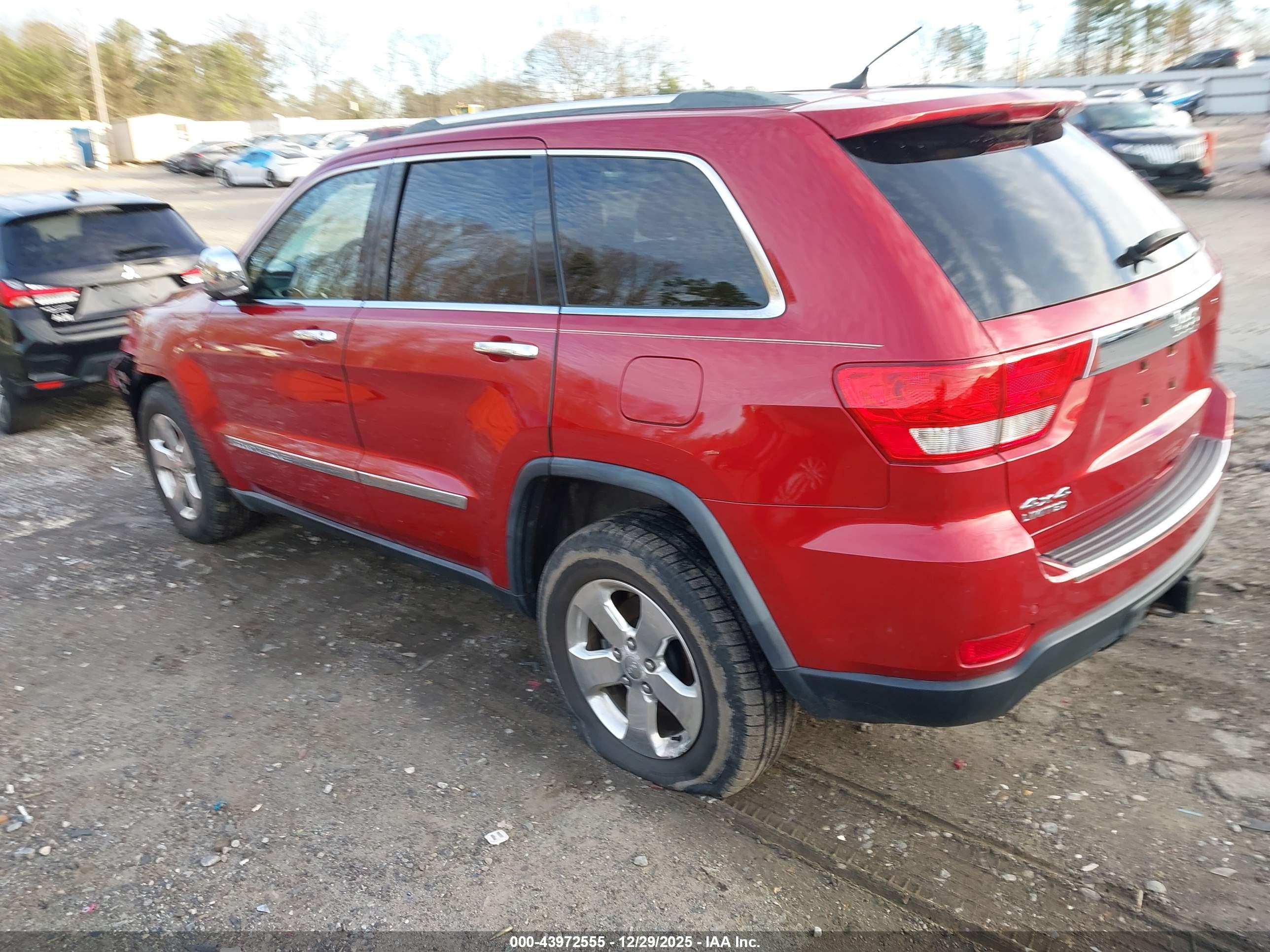 JEEP GRAND image 3