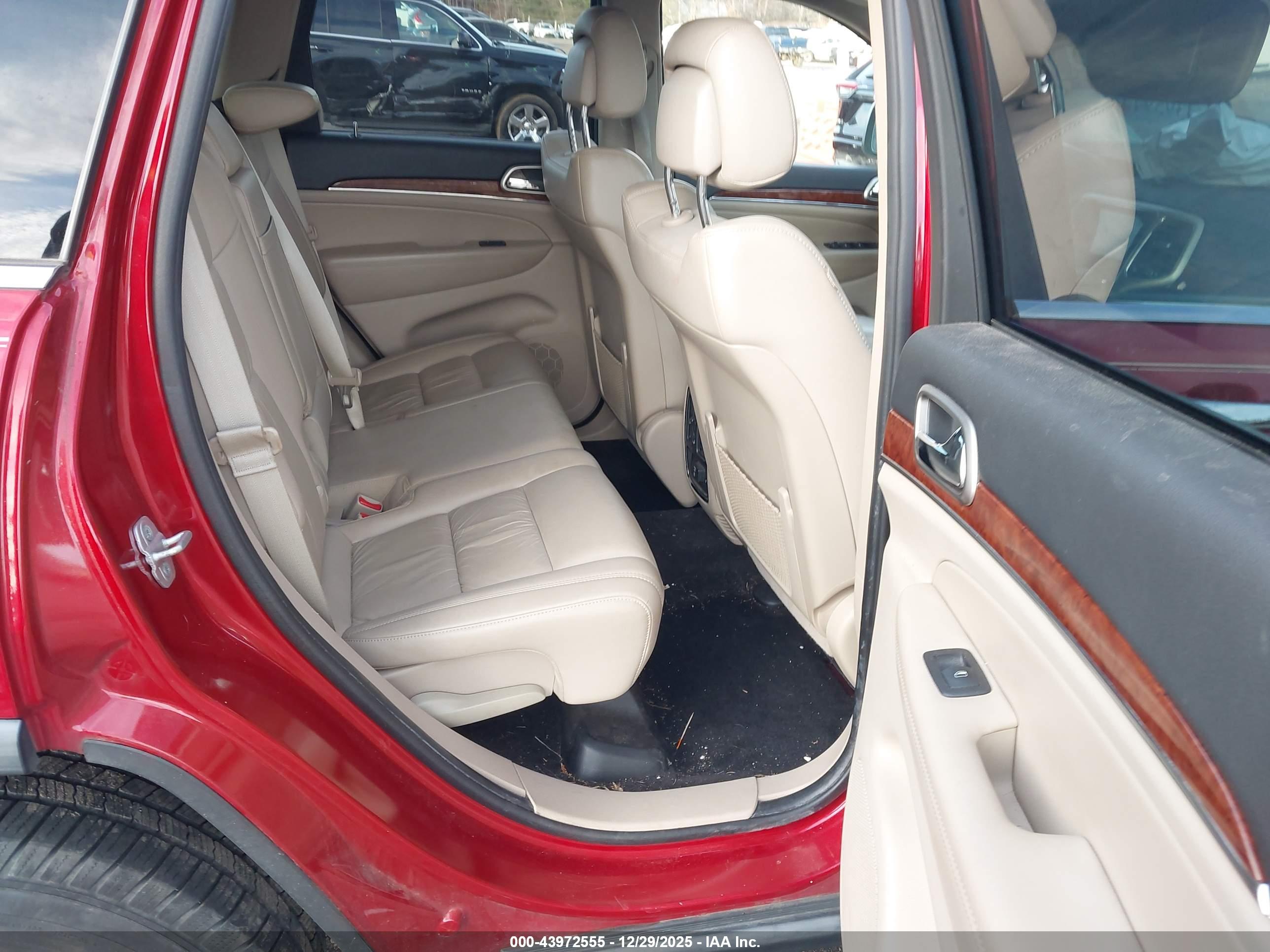 JEEP GRAND image 8