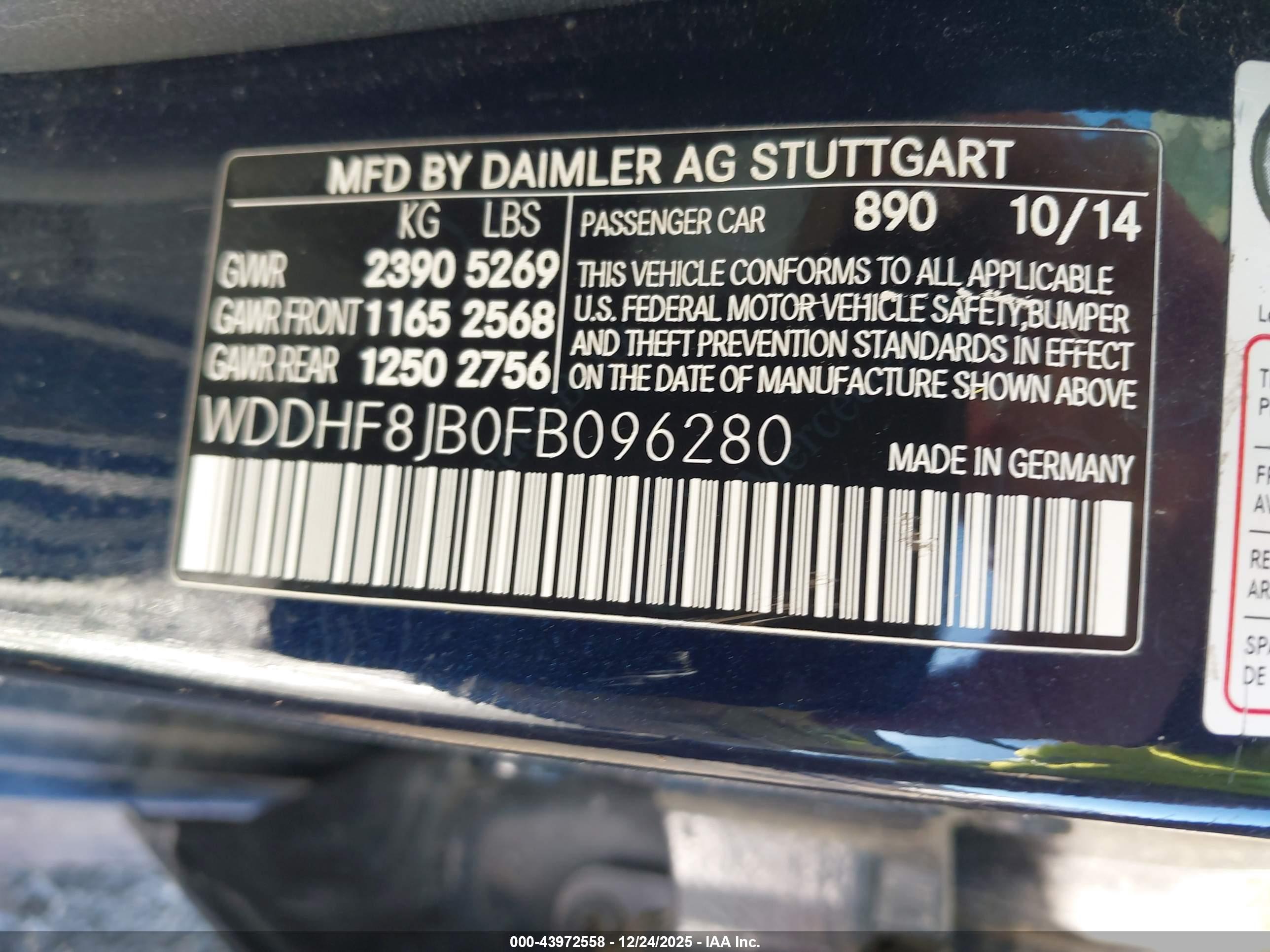 MERCEDES-BENZ E image 9