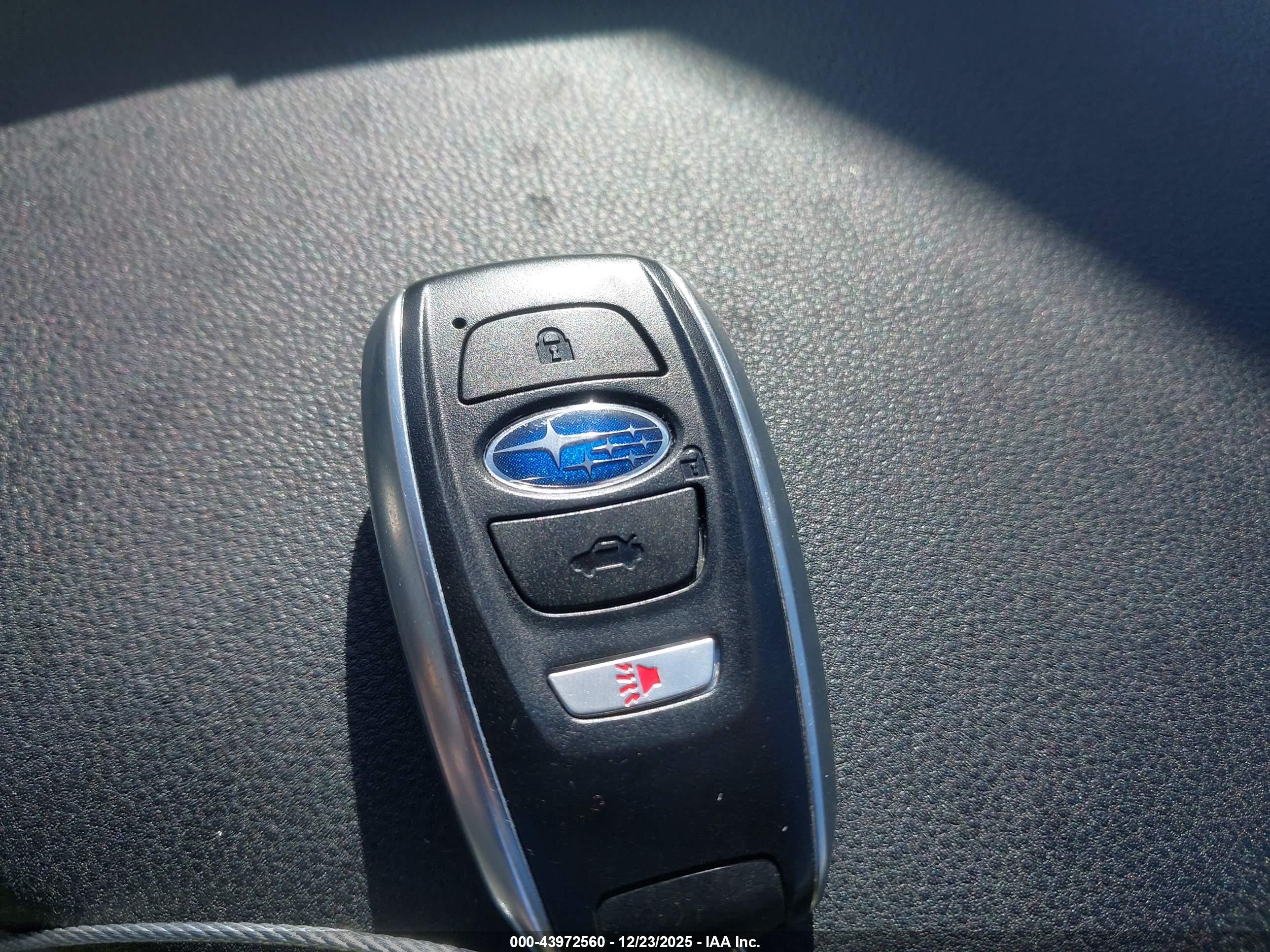SUBARU OUTBACK image 11
