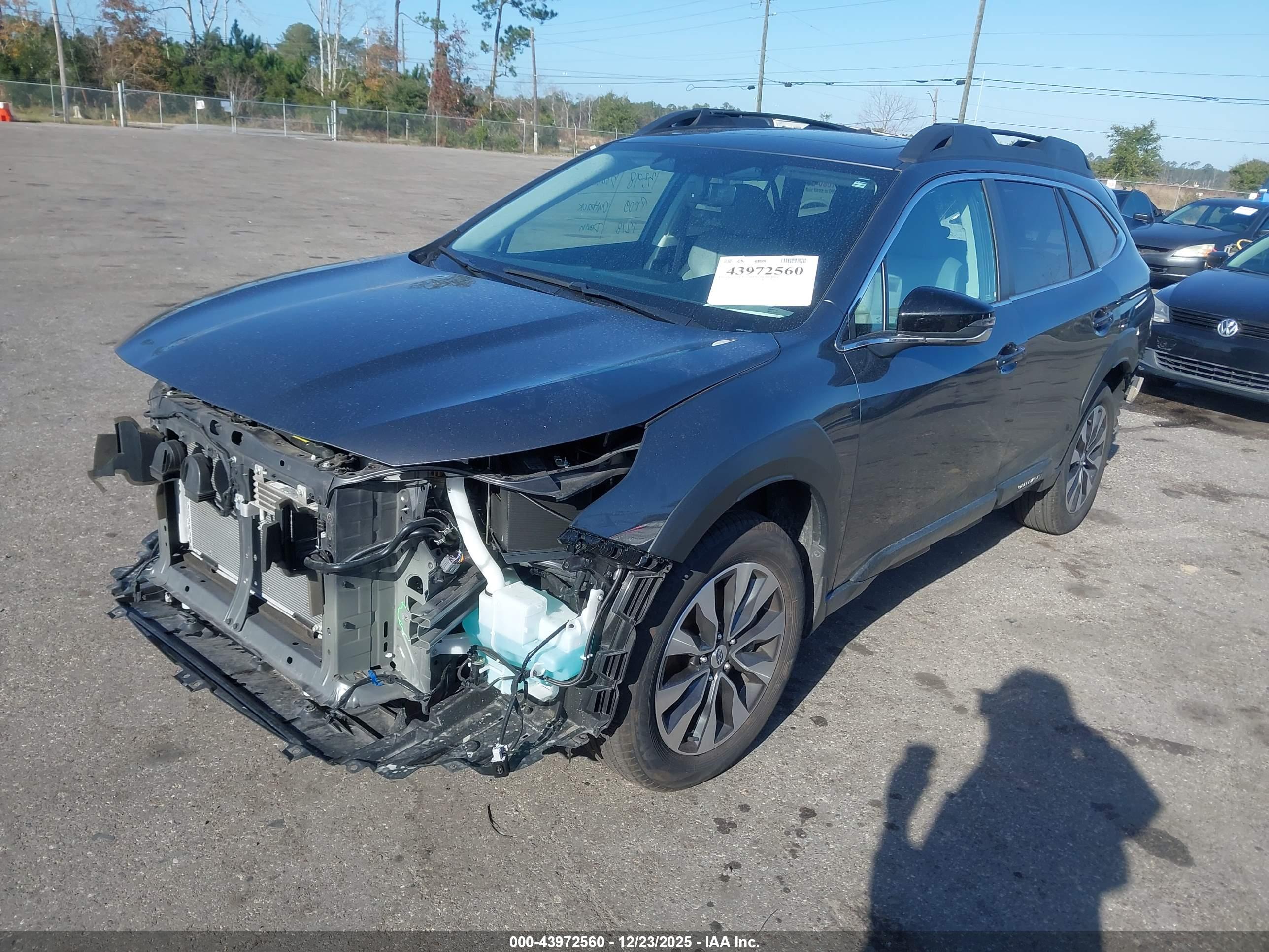 SUBARU OUTBACK image 2