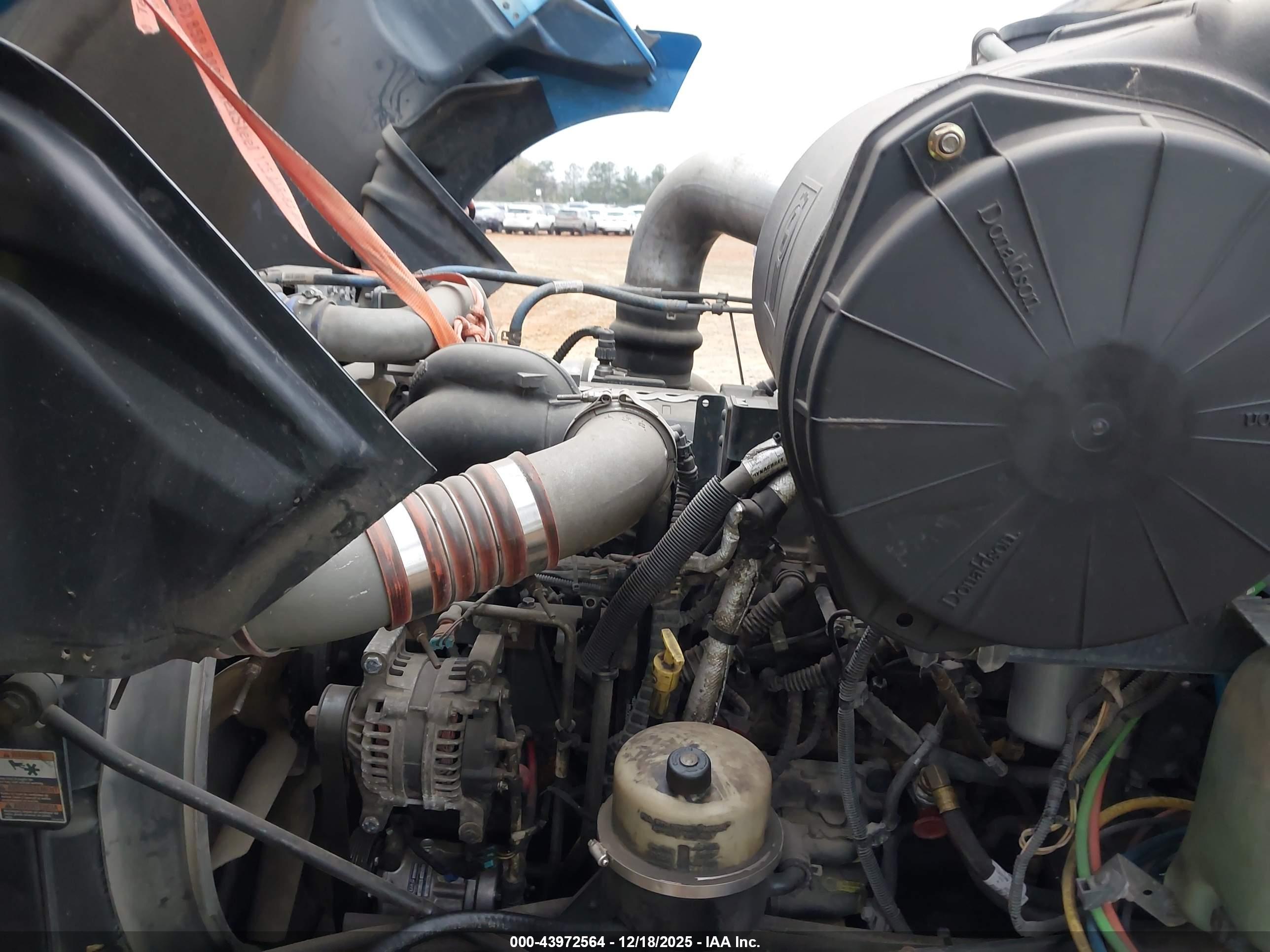 KENWORTH CONSTRUCTION image 10