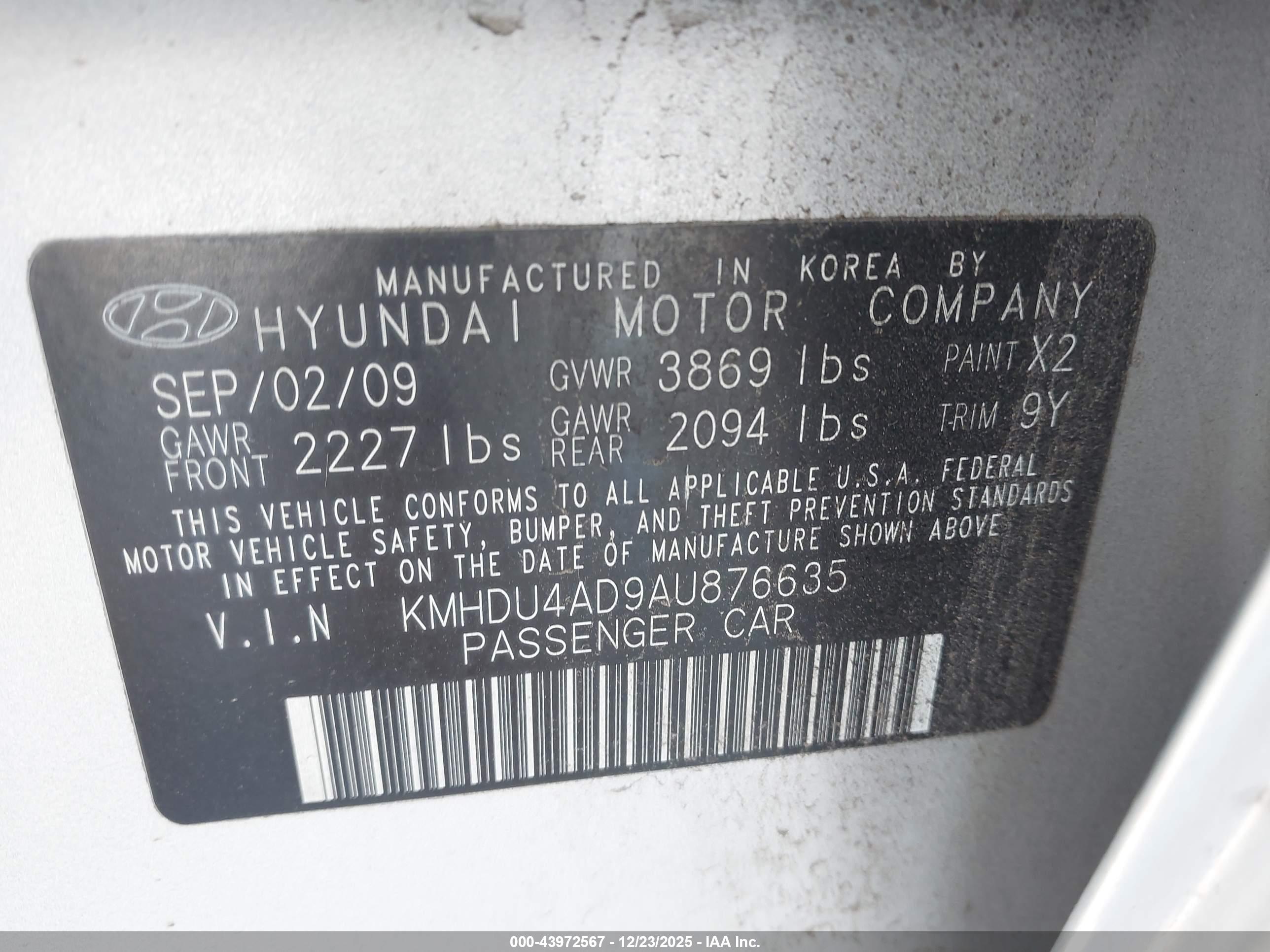 HYUNDAI ELANTRA image 9