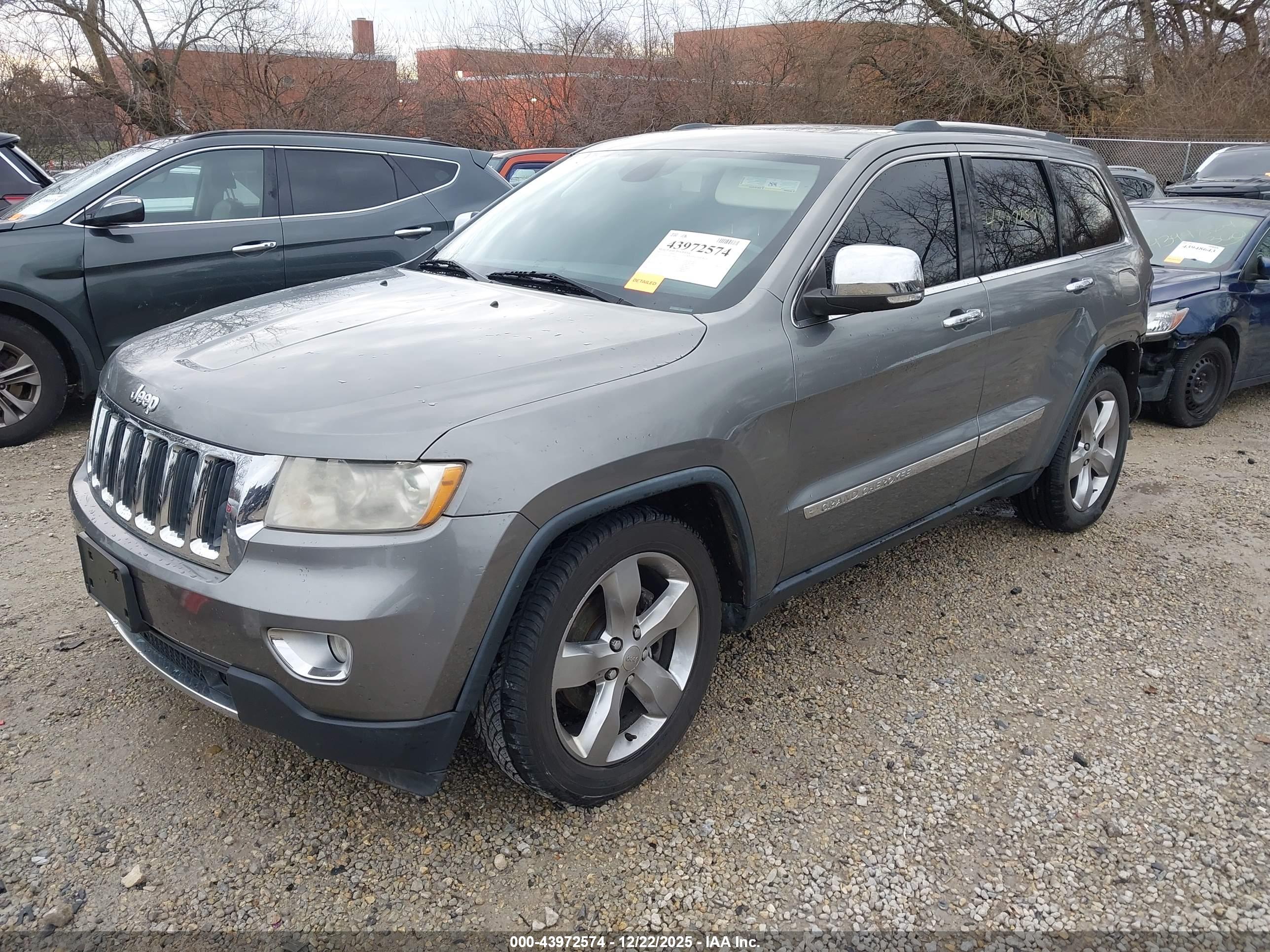 JEEP GRAND image 2