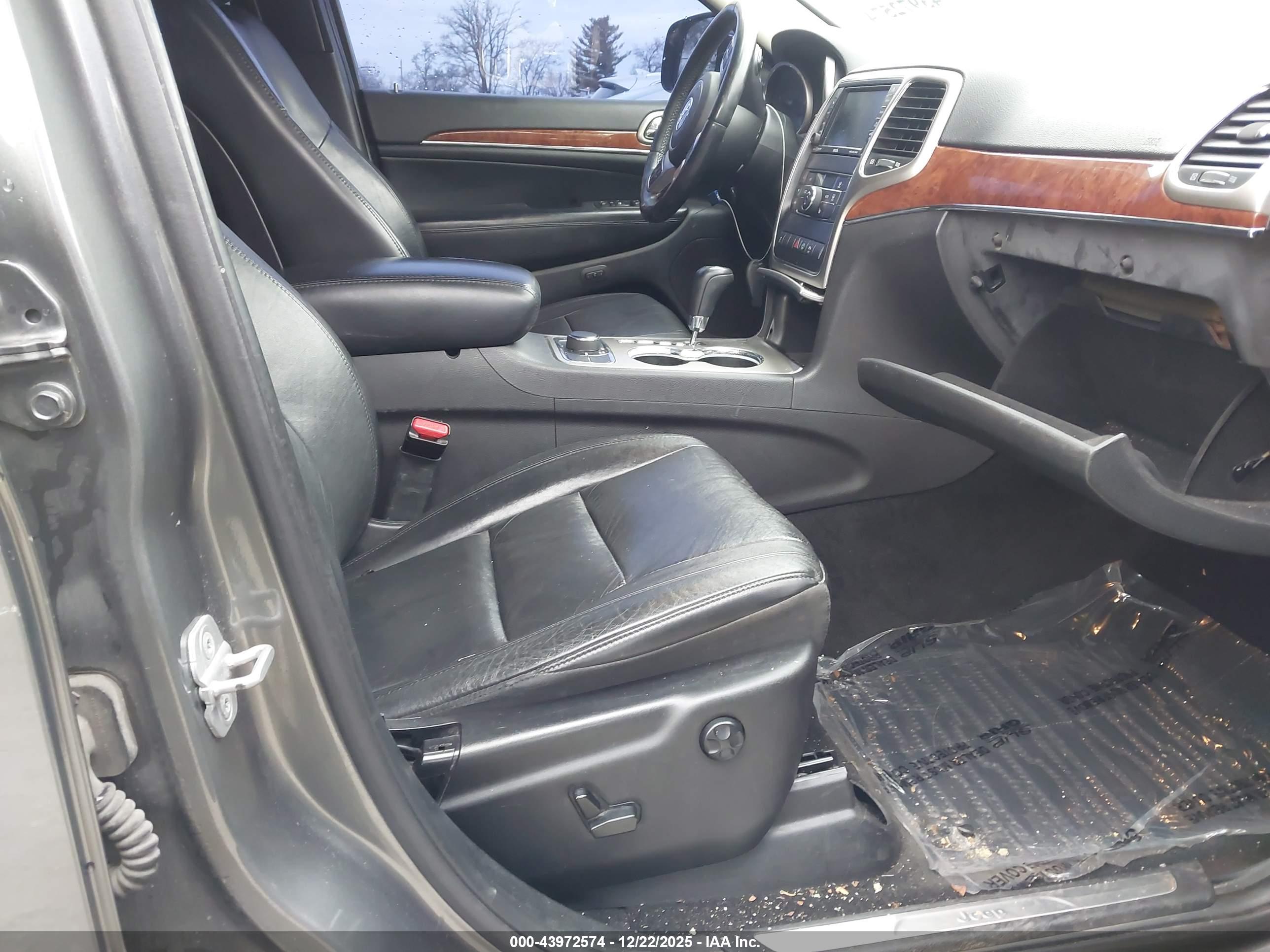 JEEP GRAND image 5