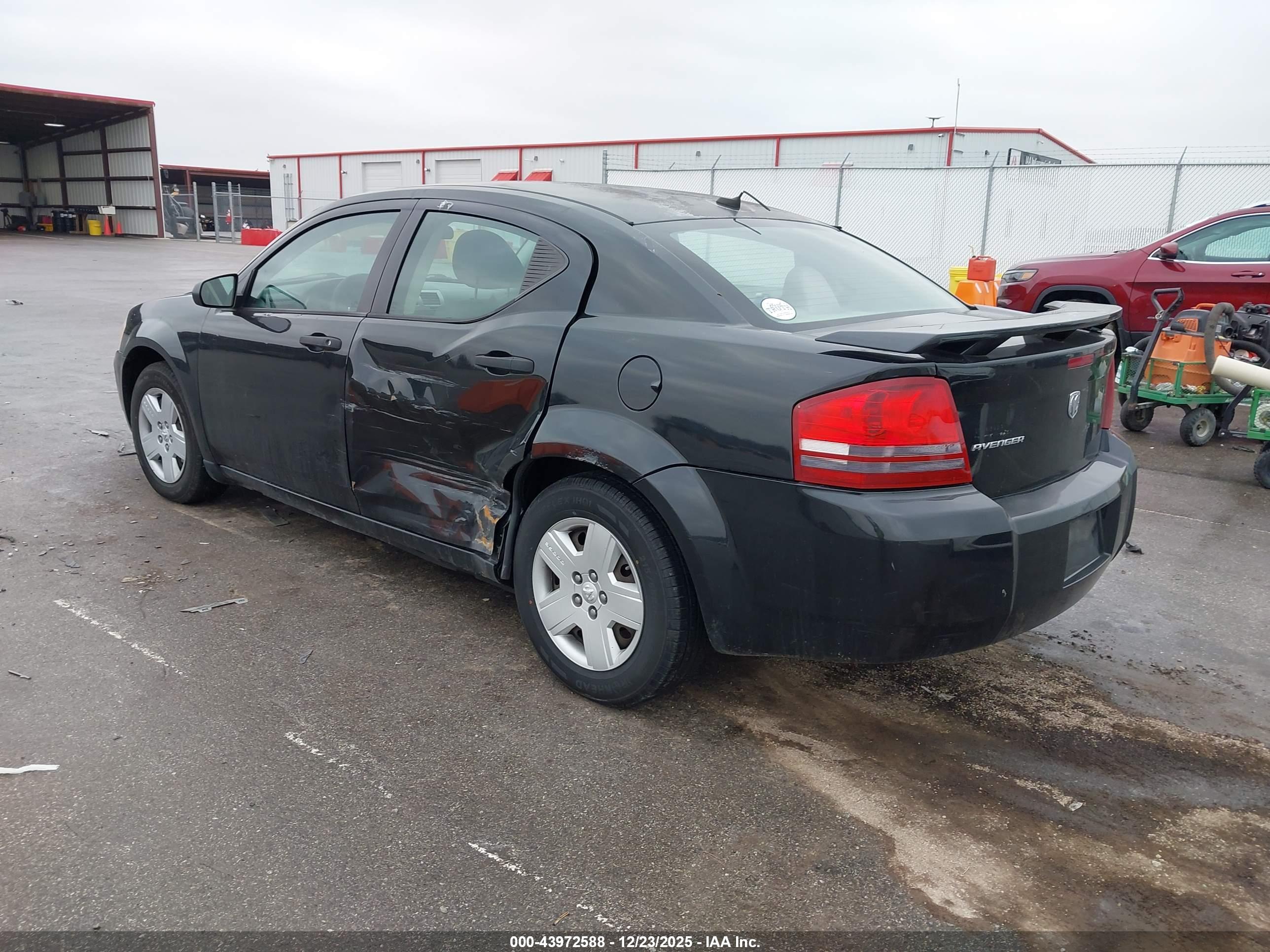 DODGE AVENGER image 3