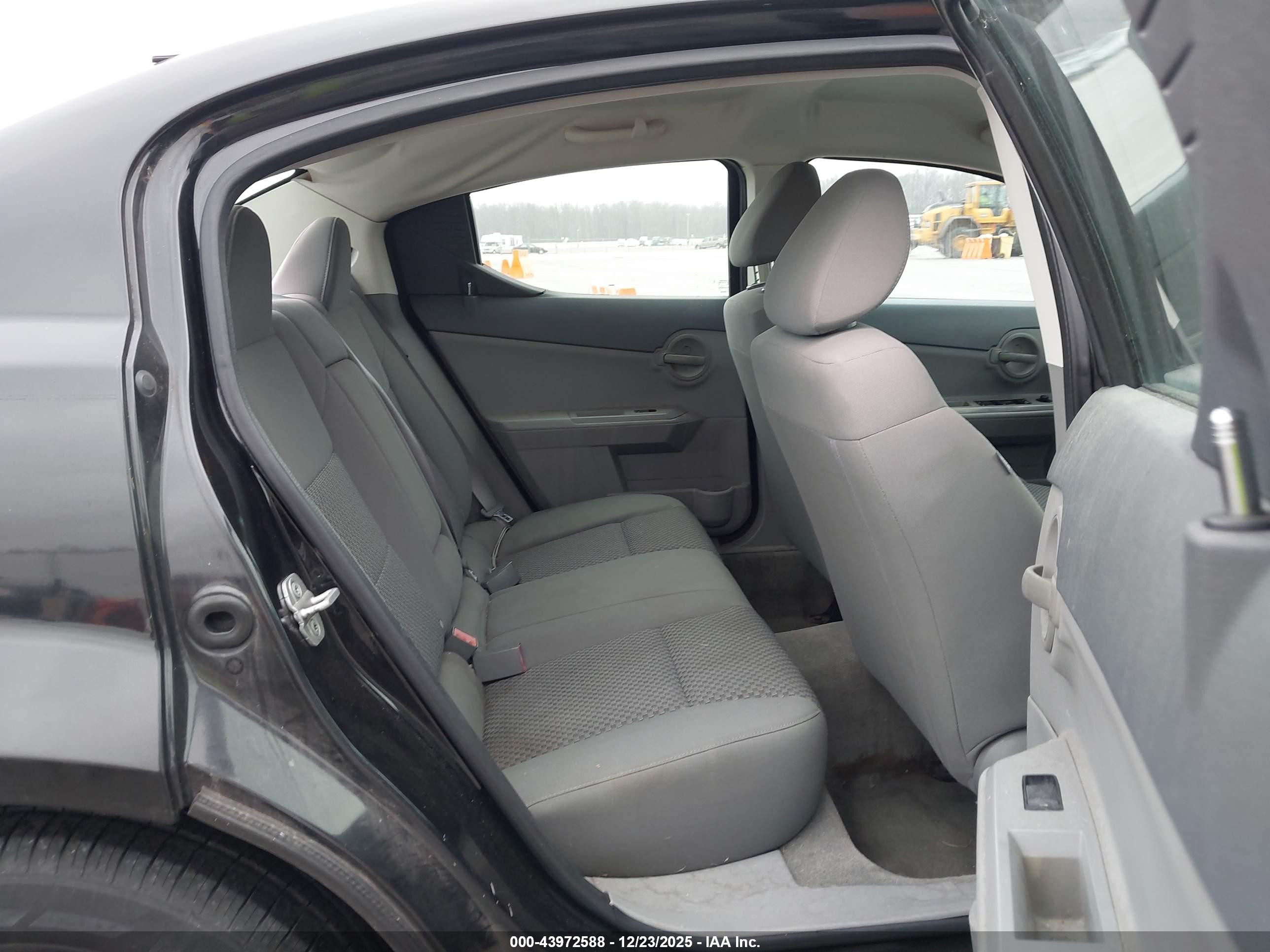 DODGE AVENGER image 8