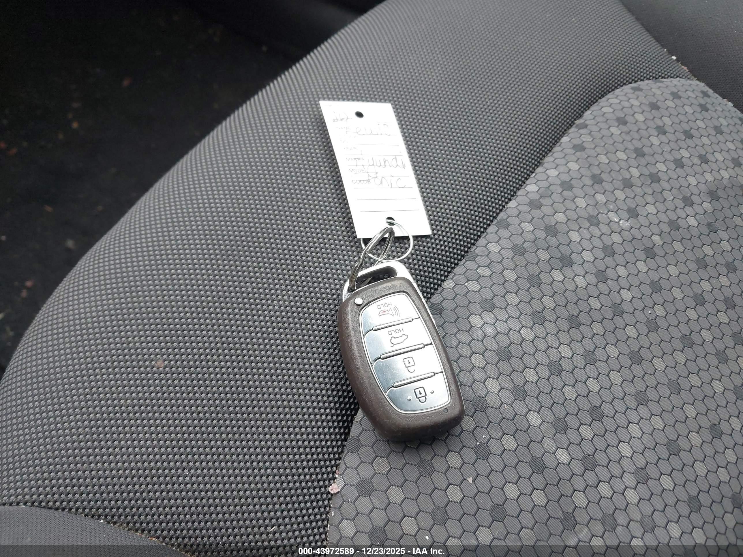 HYUNDAI IONIQ image 11