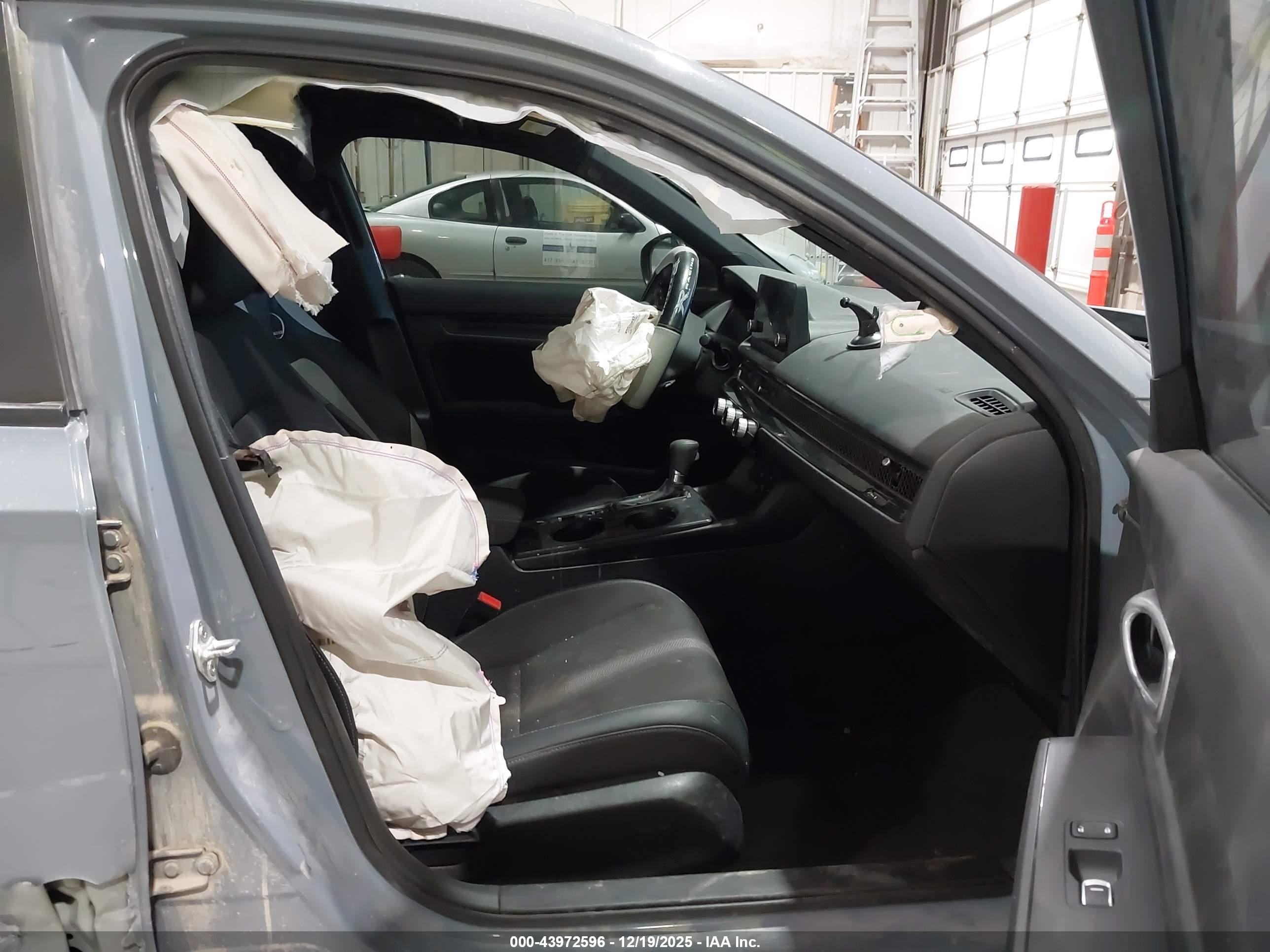 HONDA CIVIC image 5