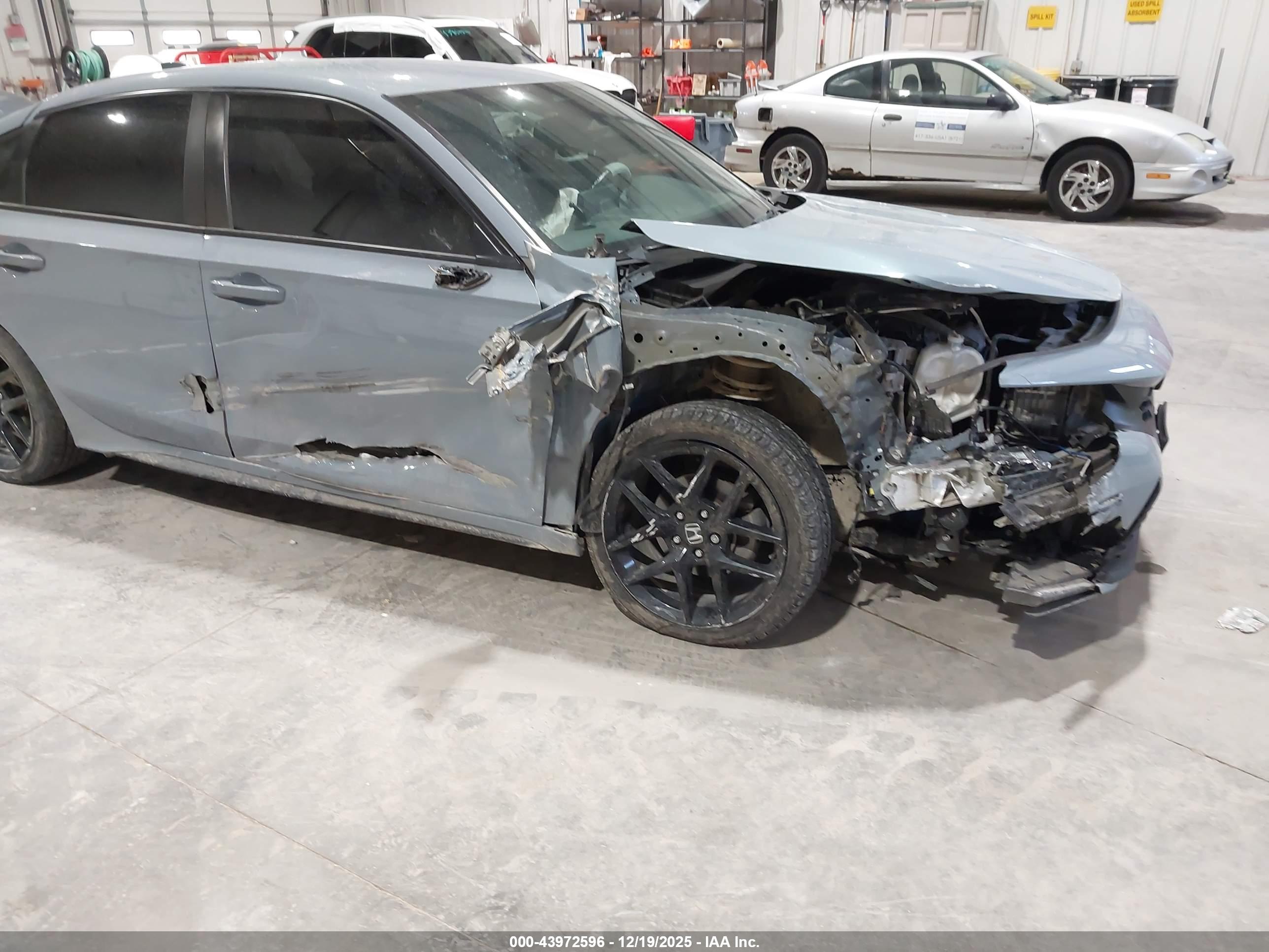 HONDA CIVIC image 6