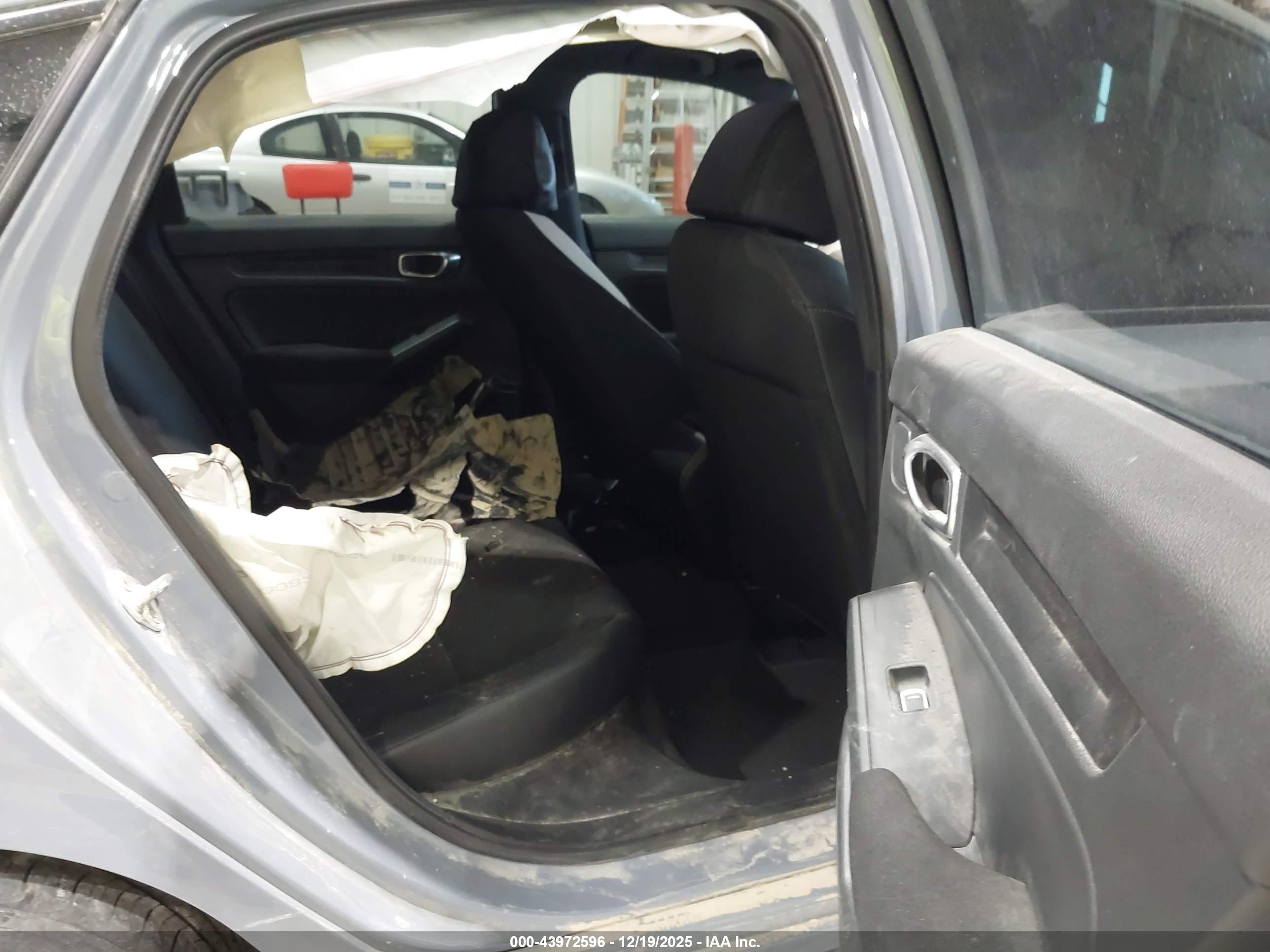 HONDA CIVIC image 8