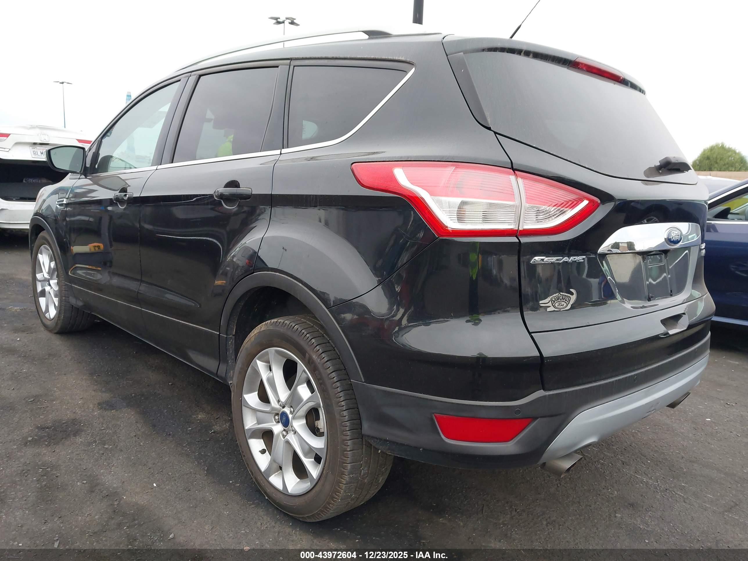 FORD ESCAPE image 3