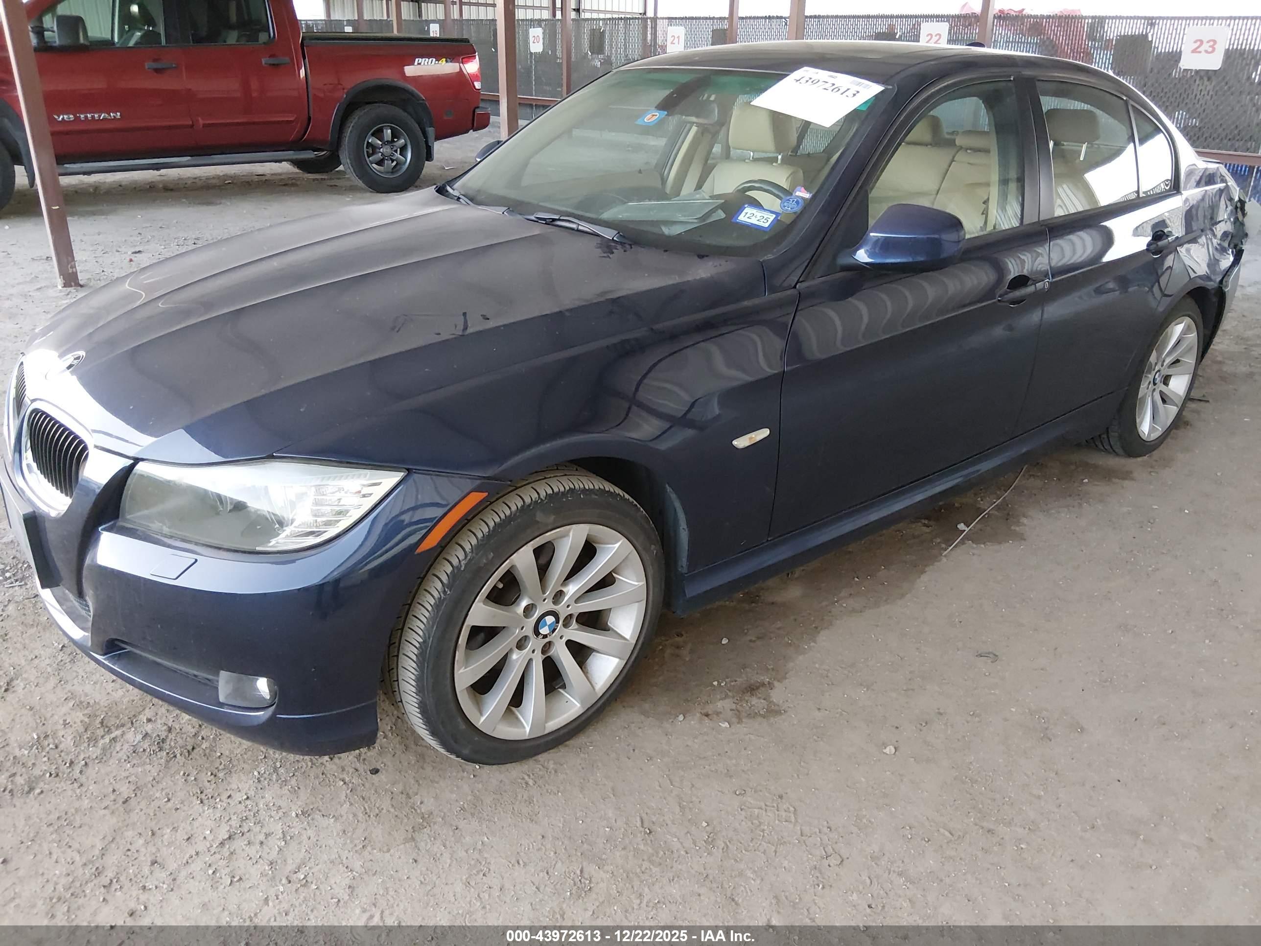 BMW 328I image 2