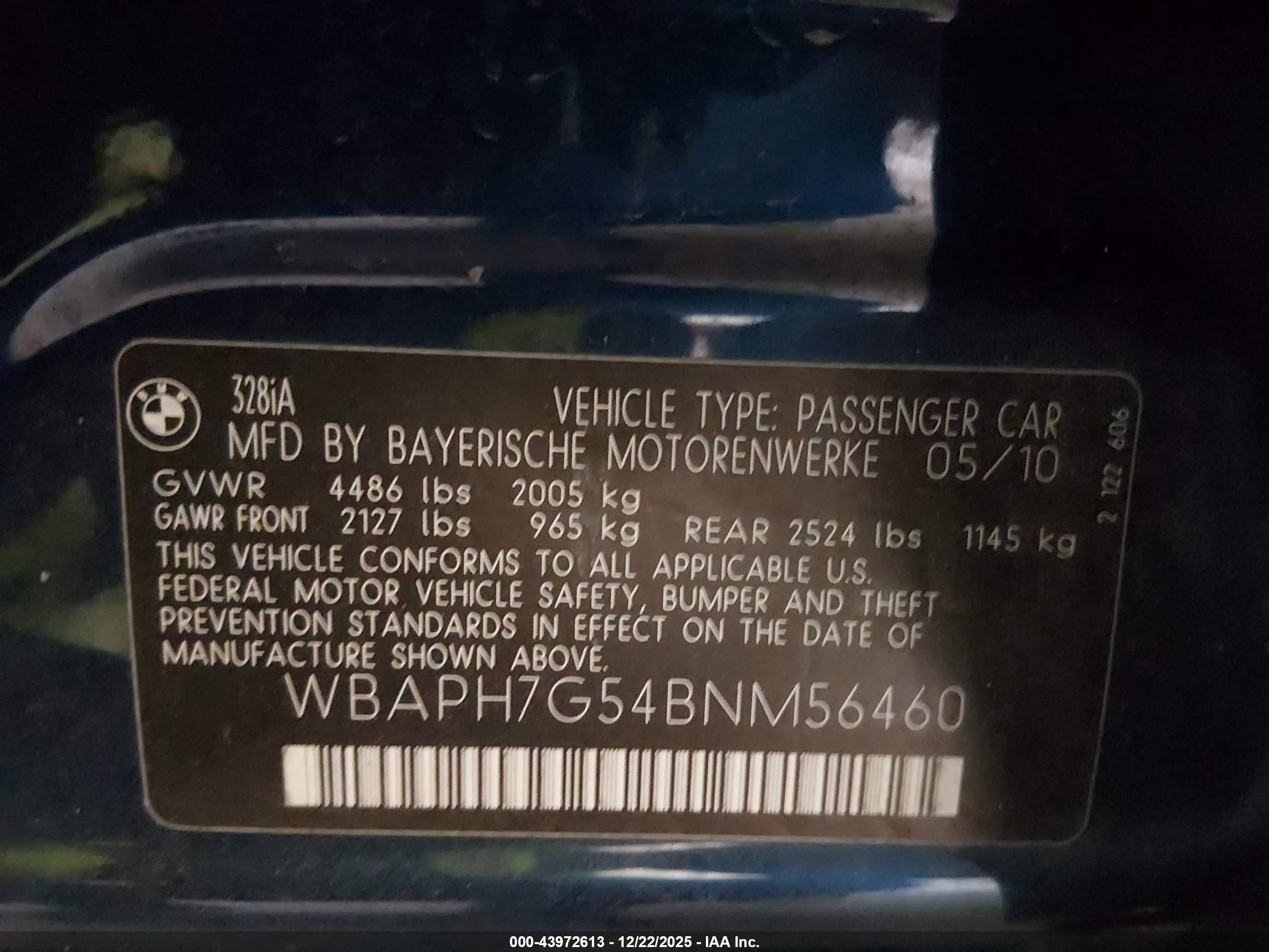 BMW 328I image 9