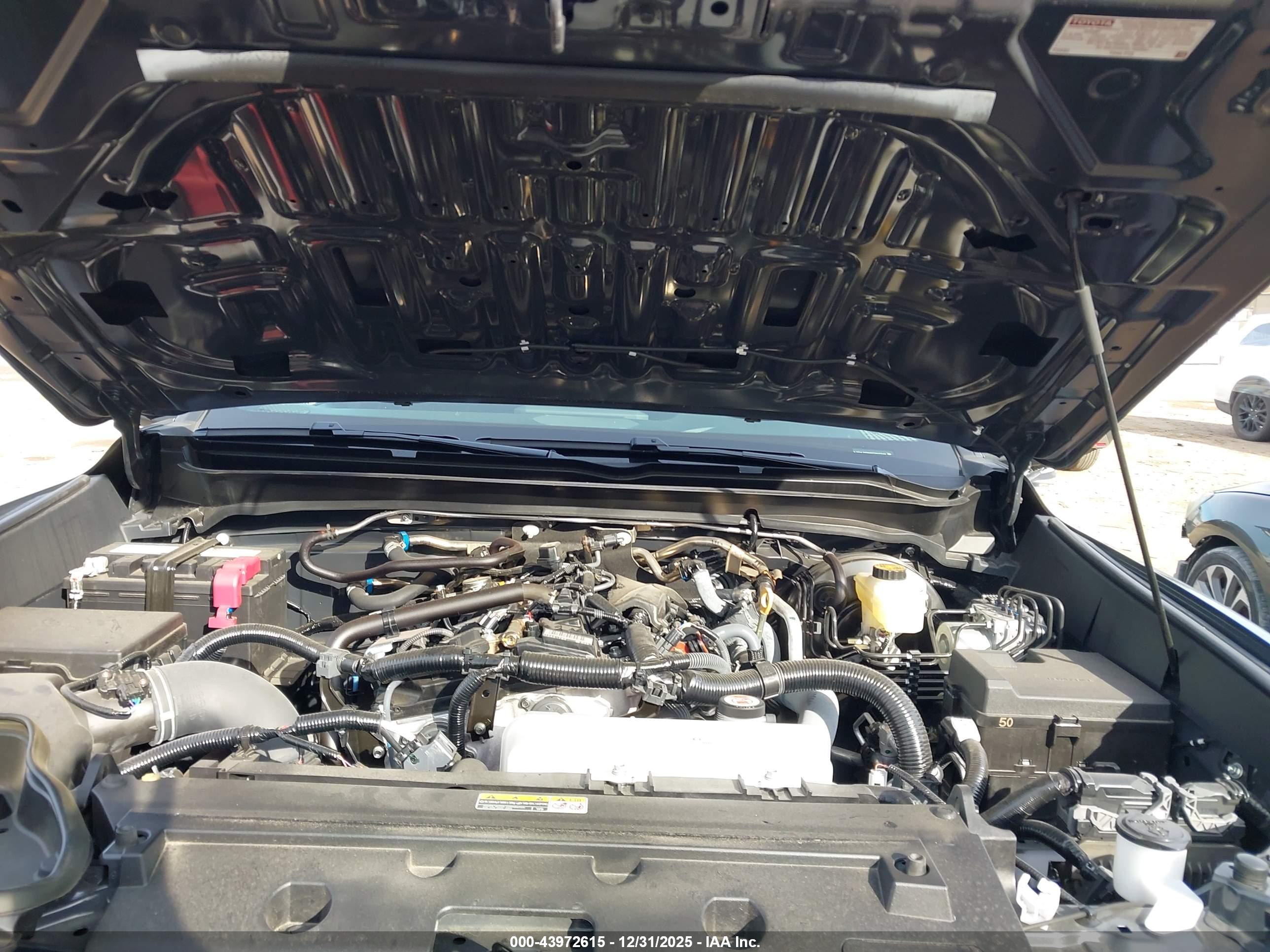 TOYOTA TACOMA image 10
