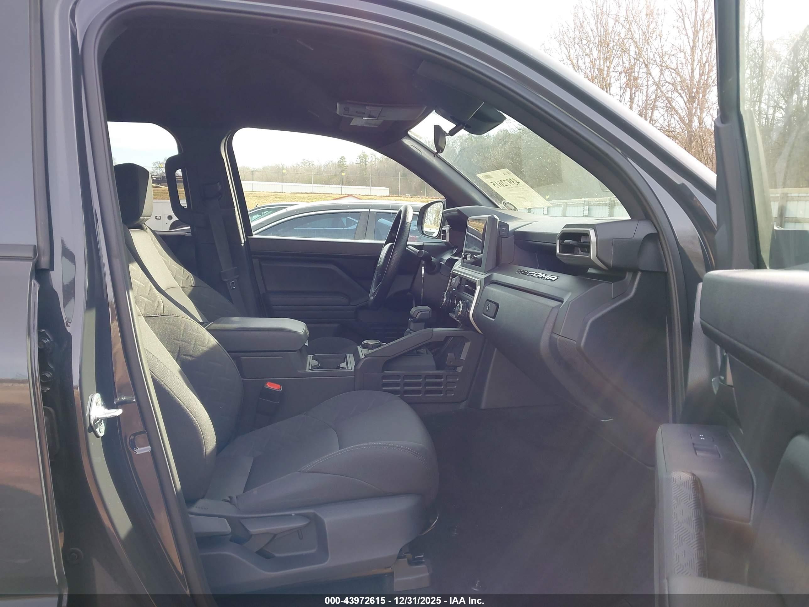 TOYOTA TACOMA image 5