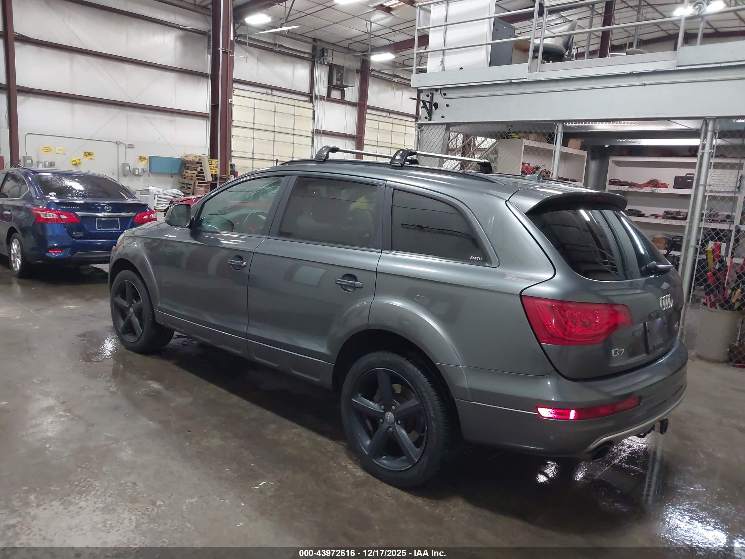 AUDI Q7 image 3