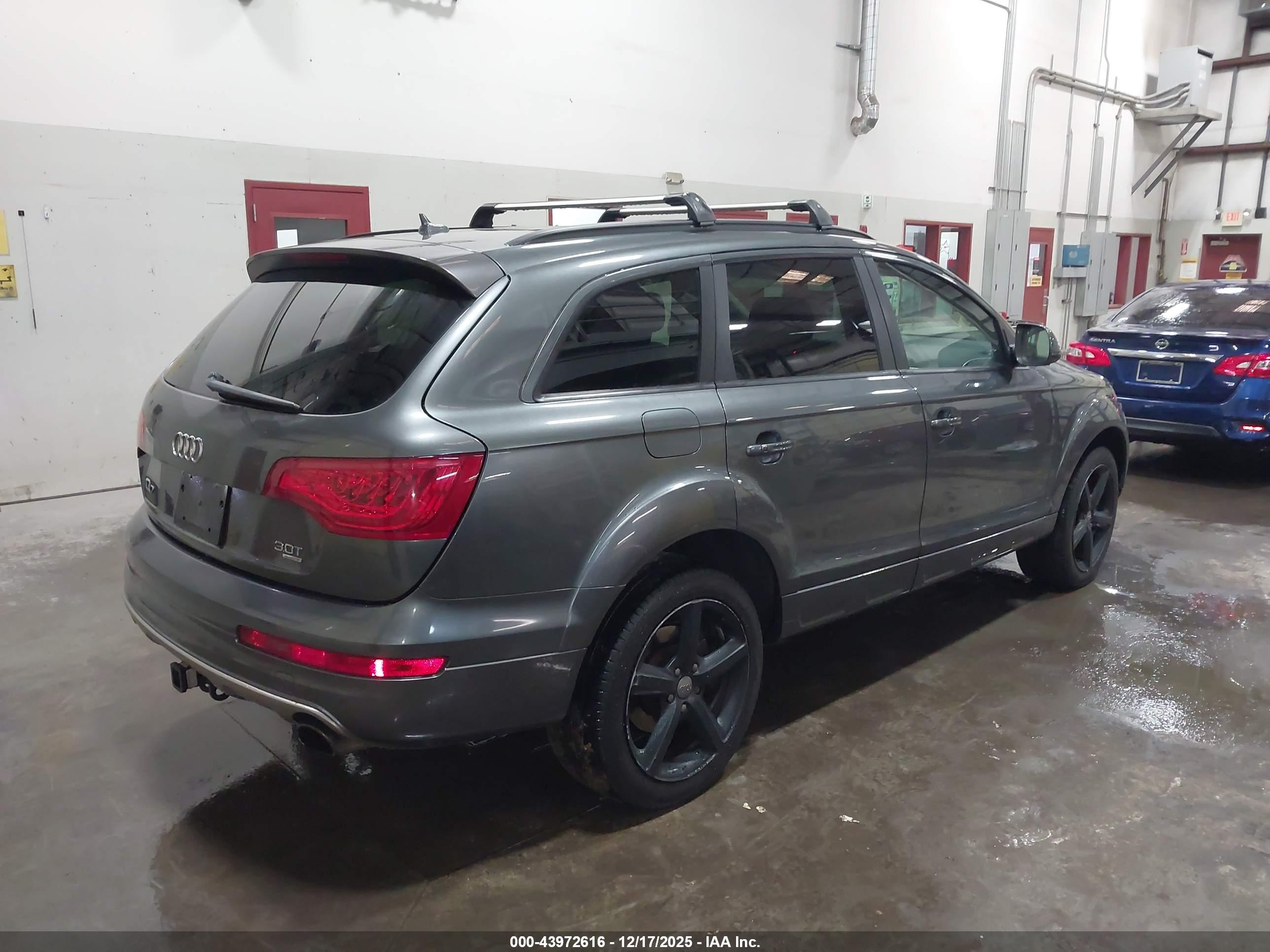 AUDI Q7 image 4